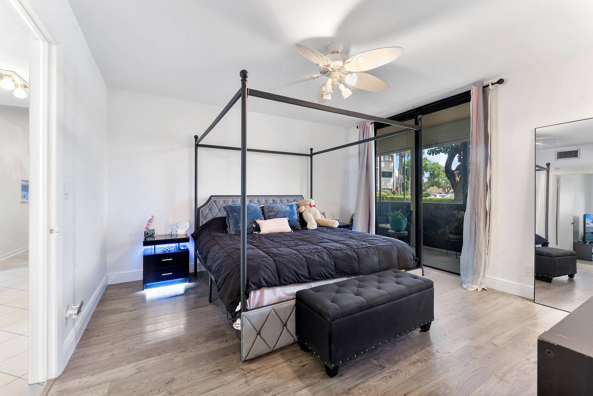 5280 Las Verdes Circle, #124, Delray Beach, FL 33484 3-print-DSC00782