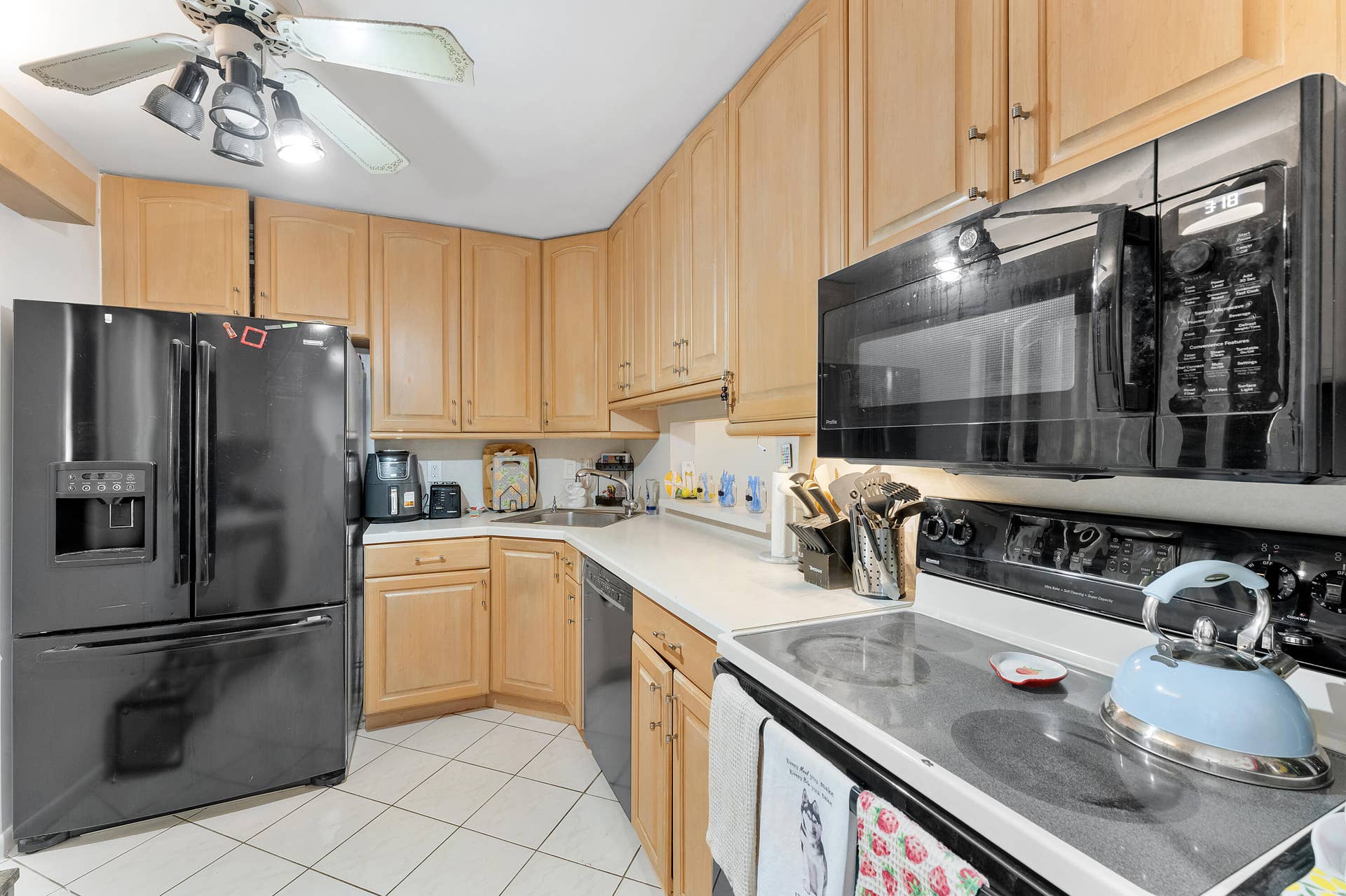 5280 Las Verdes Circle, #124, Delray Beach, FL 33484 17-print-DSC00844