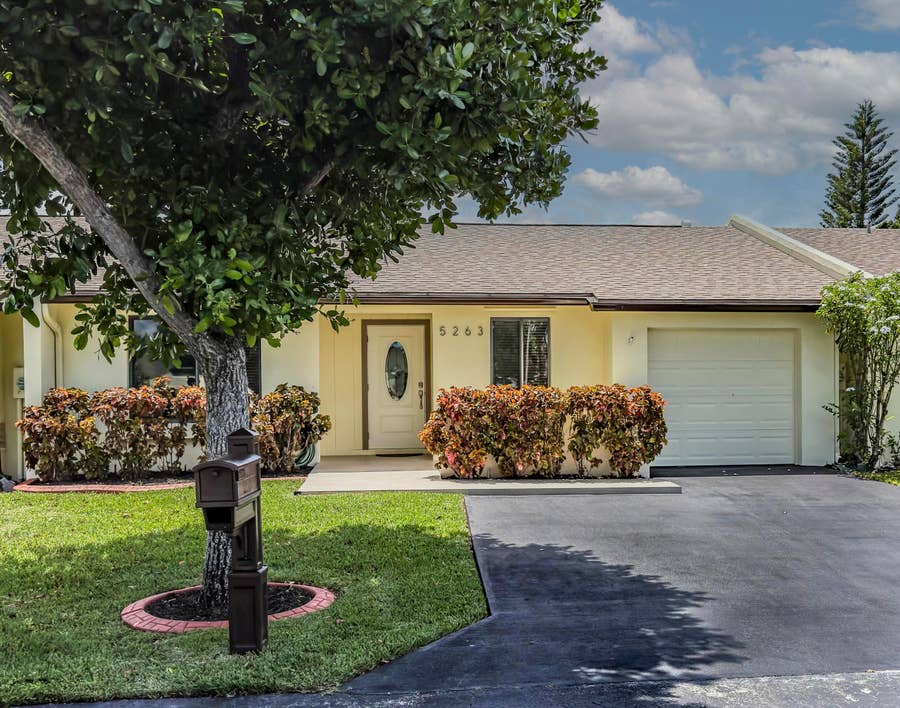 Property photo for 5263 Copperleaf Circle, Delray Beach, FL