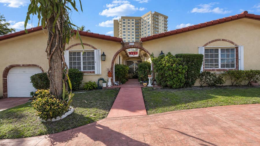 Property photo for 3304 SE 11TH Street, Pompano Beach, FL