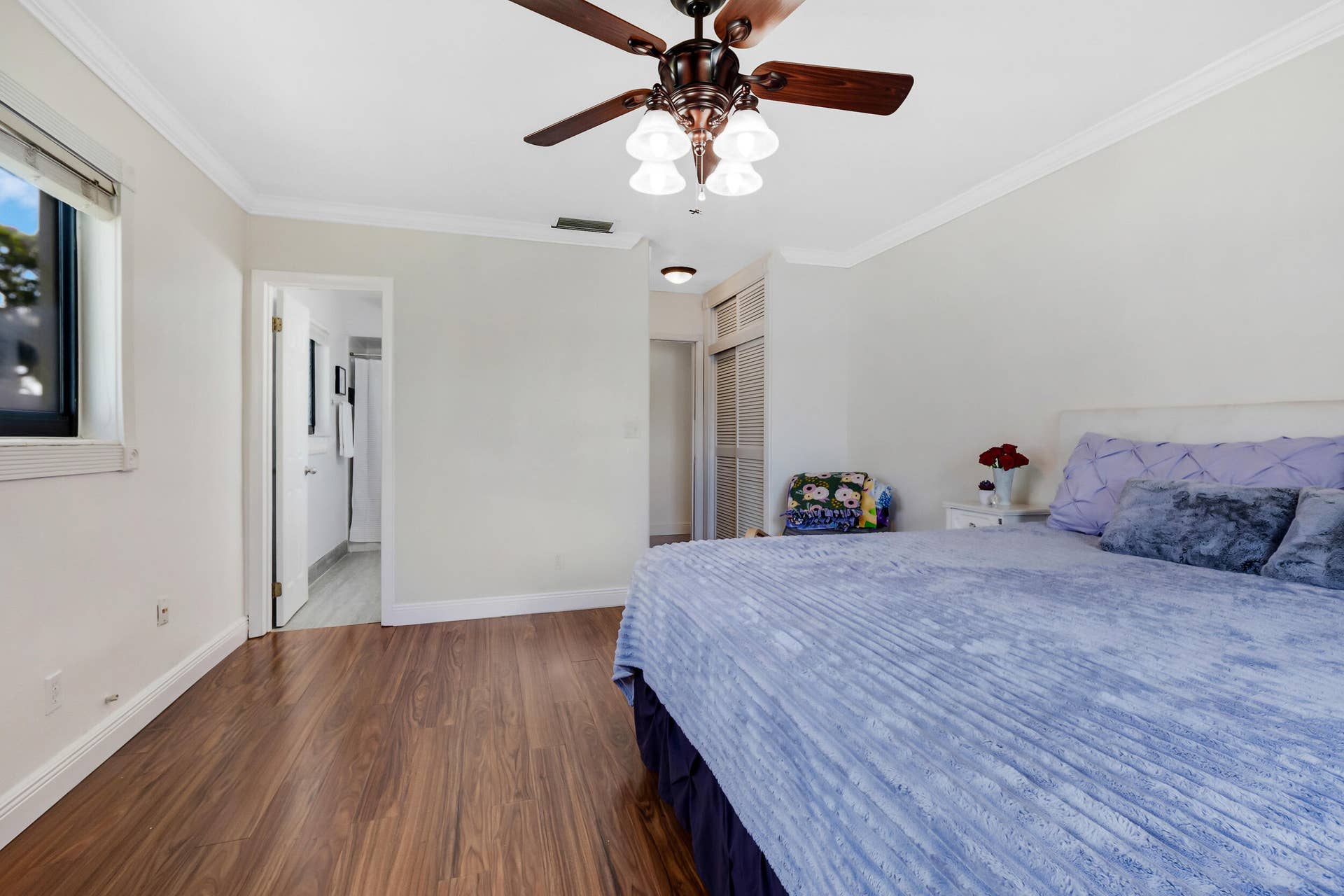 510 NW 93rd Terrace, Pembroke Pines, FL 33024 Primary Bedroom
