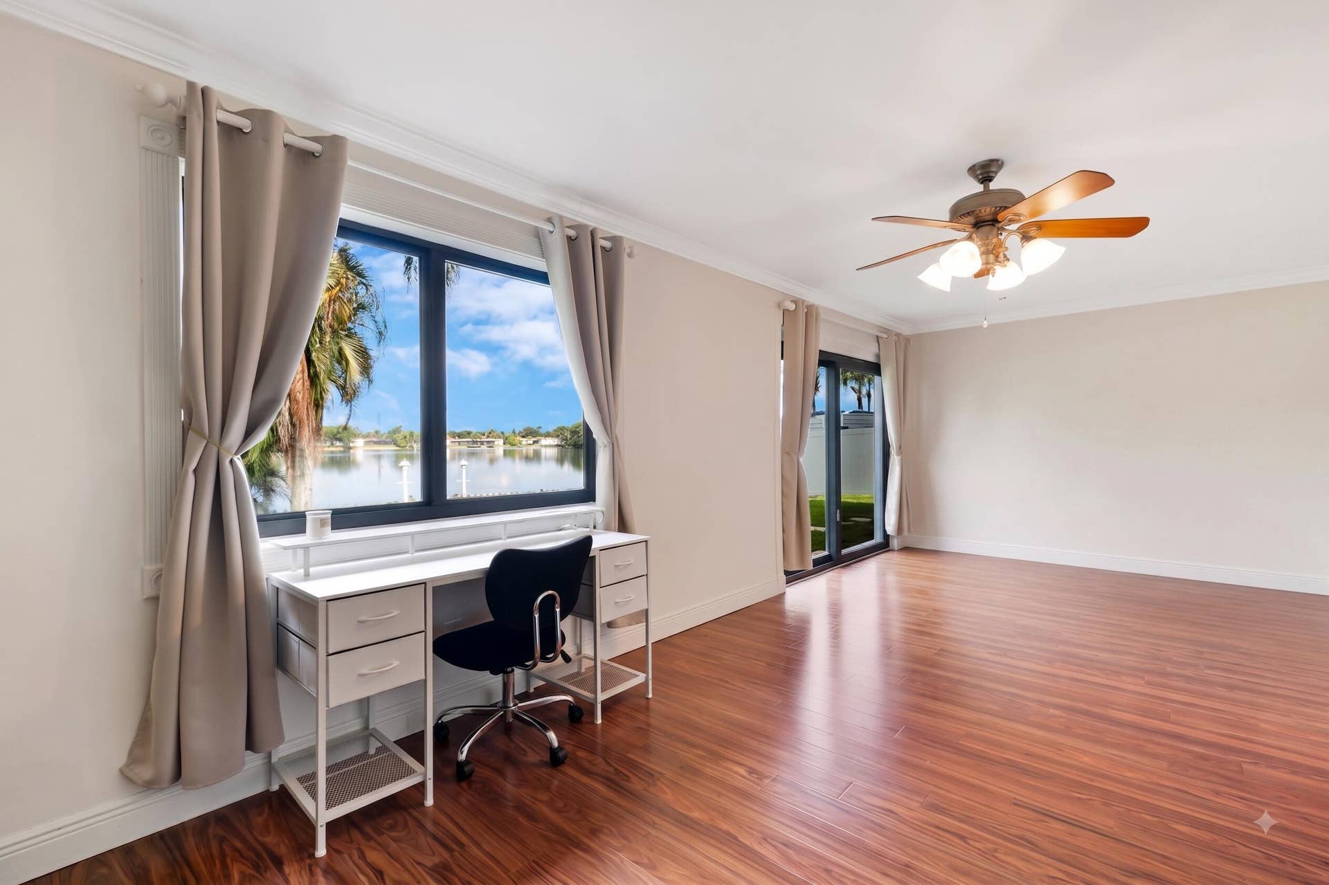 510 NW 93rd Terrace, Pembroke Pines, FL 33024 Family Room