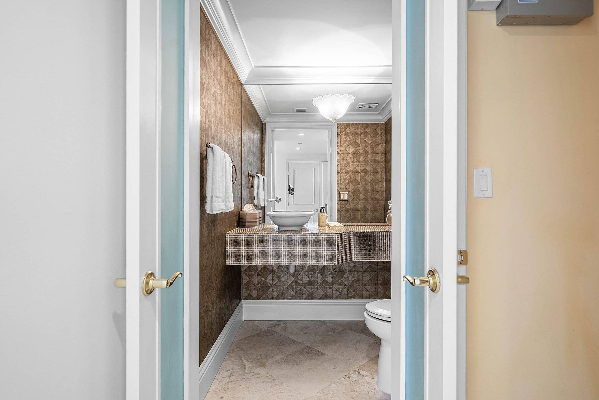 3700 S OCEAN Boulevard, #404, Highland Beach, FL 33487 Powder Room