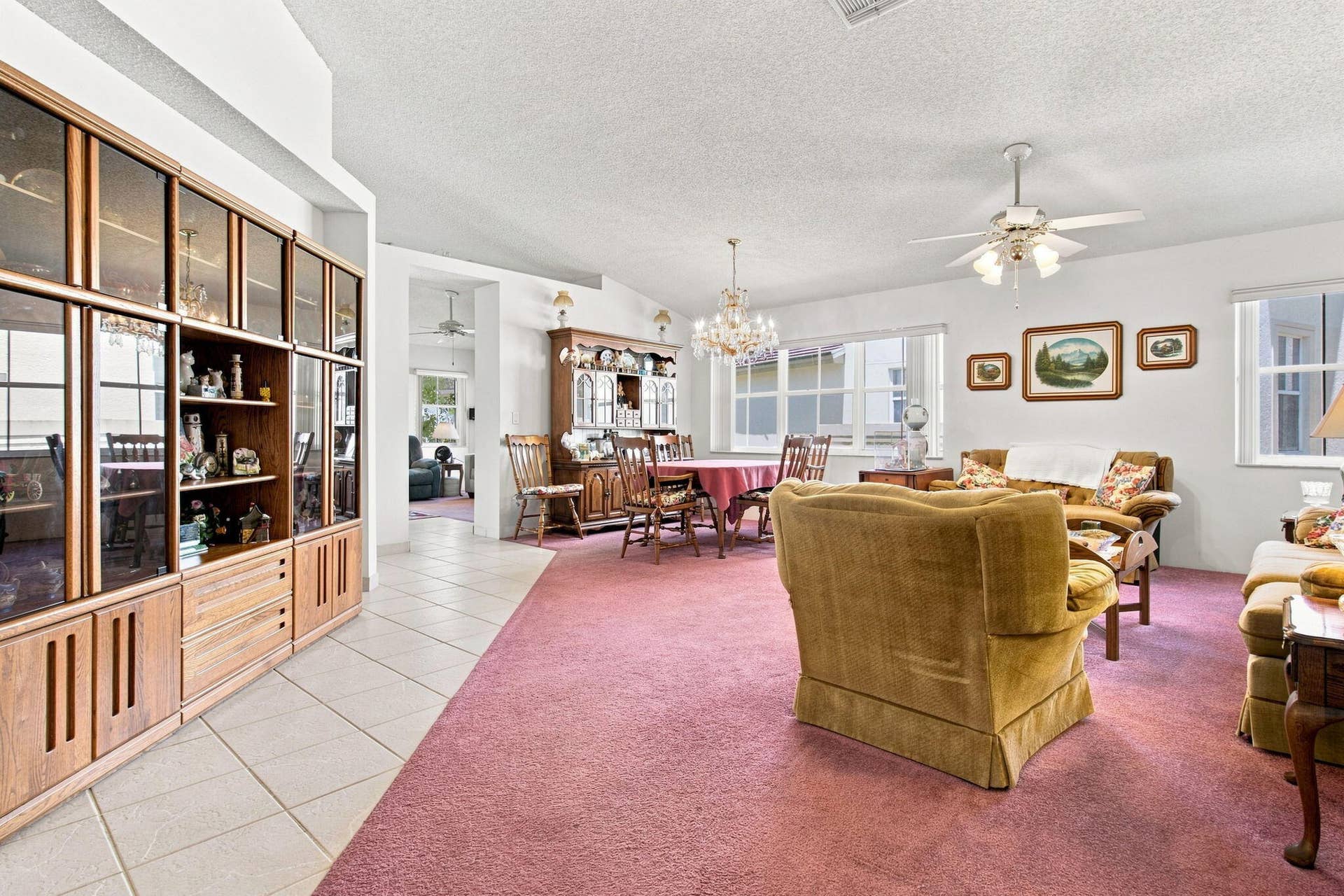 7460 NW 1st Manor, Plantation, FL 33317 Living & Dining Room