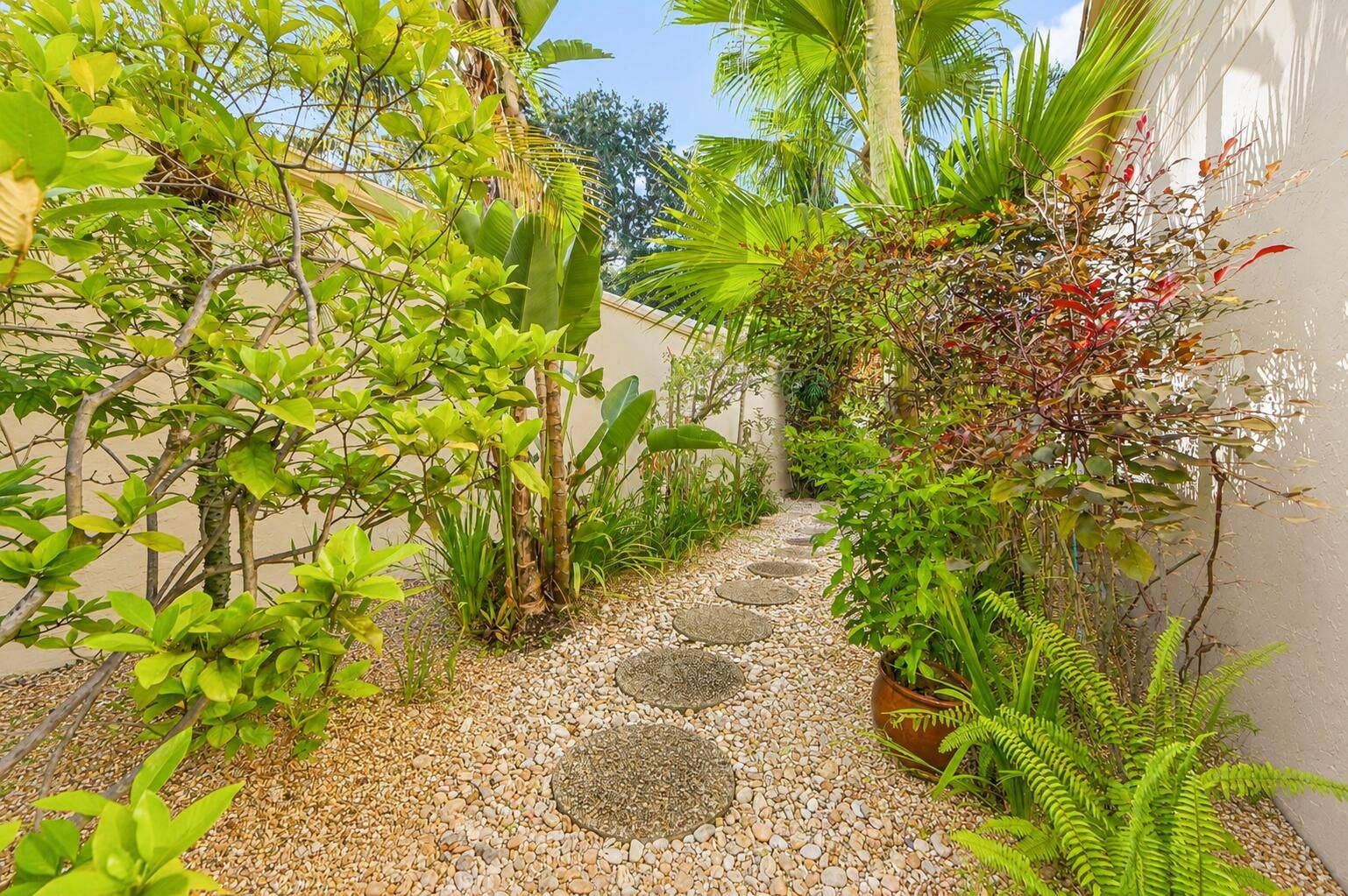 701 NW 25TH Avenue, Delray Beach, FL 33445 ChatGPT Image Aug 13, 2026, 07_41_01 PM