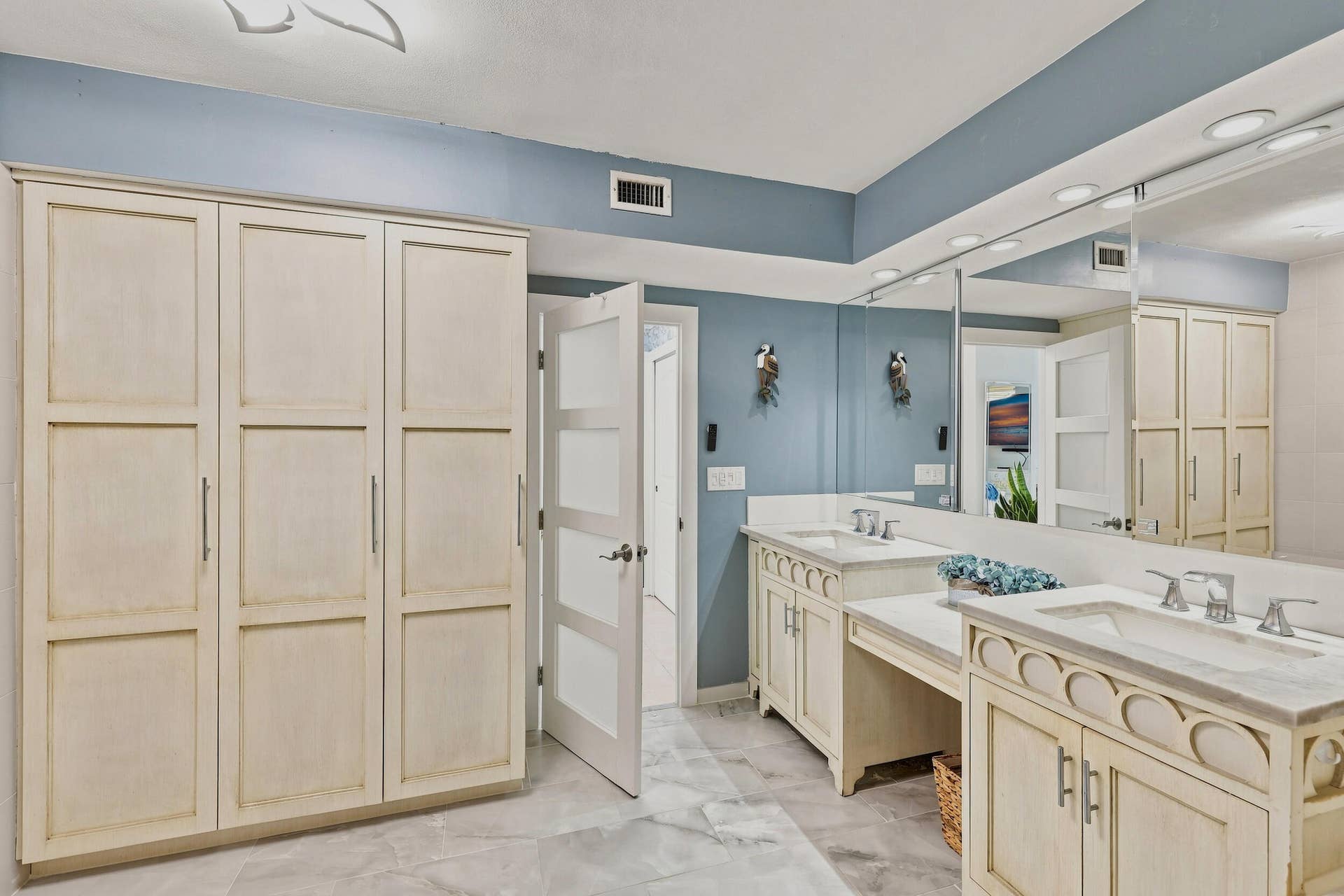 3900 N Ocean Drive, #4B, Lauderdale By The Sea, FL 33308 Primary bathroom