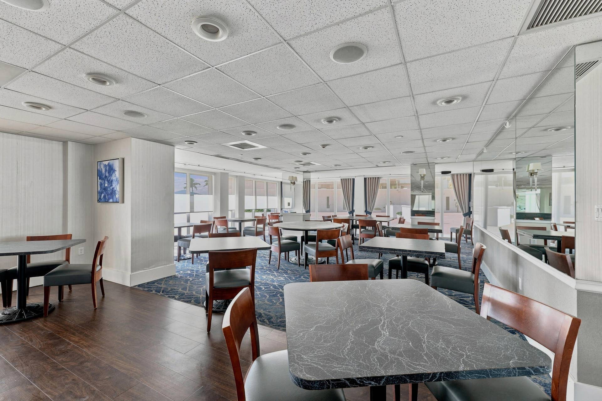 3900 N Ocean Drive, #4B, Lauderdale By The Sea, FL 33308 Restaurant on ground floor with ocean views