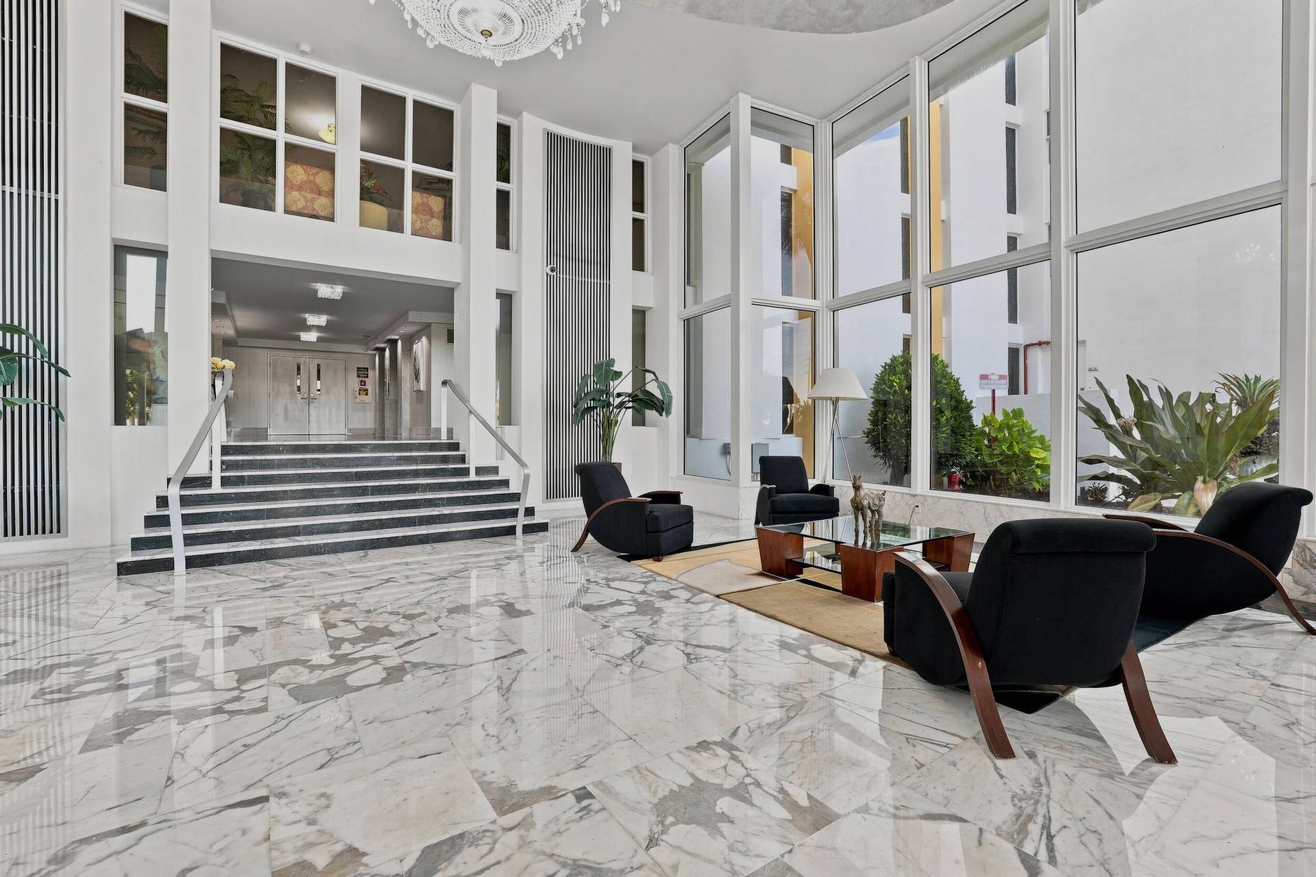 3900 N Ocean Drive, #4B, Lauderdale By The Sea, FL 33308 Front lobby in entrance of building