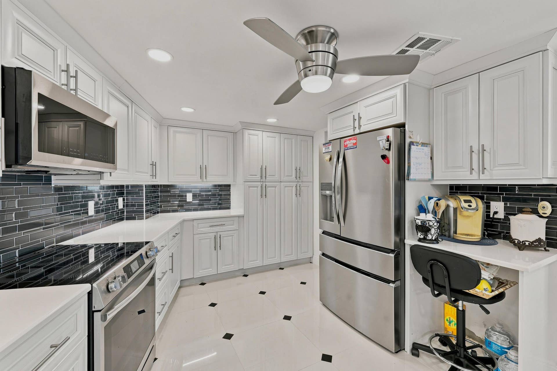 3900 N Ocean Drive, #4B, Lauderdale By The Sea, FL 33308 Kitchen