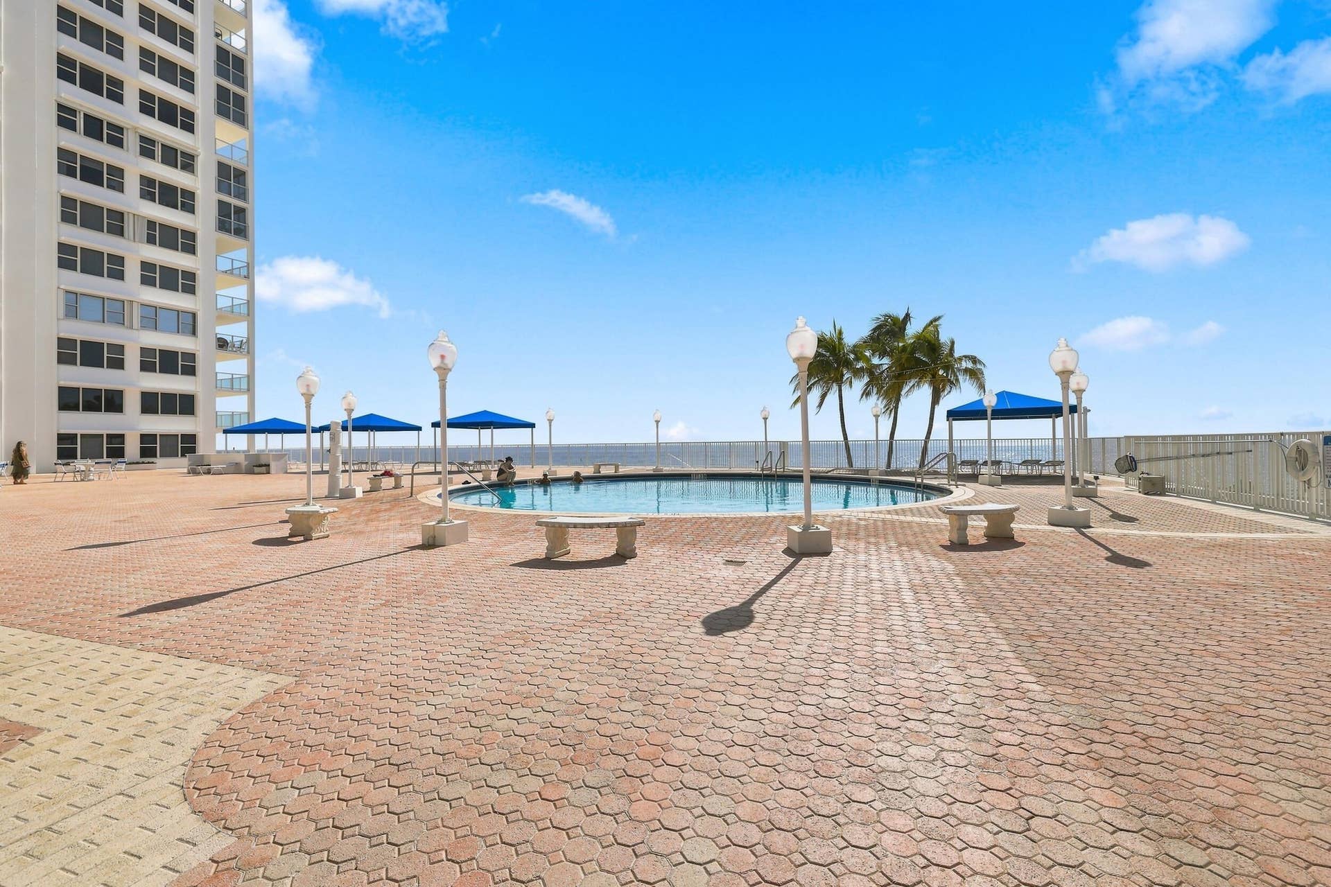 3900 N Ocean Drive, #4B, Lauderdale By The Sea, FL 33308 Pool patio area