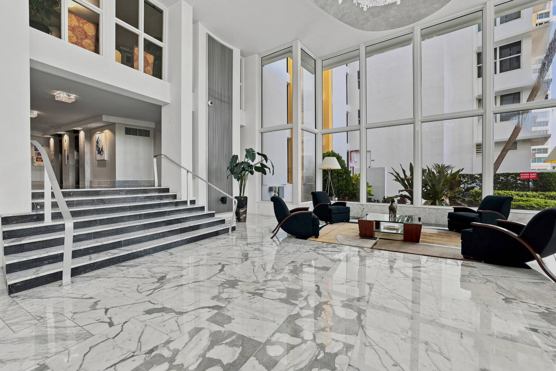 3900 N Ocean Drive, #4B, Lauderdale By The Sea, FL 33308 Front lobby in entrance of building