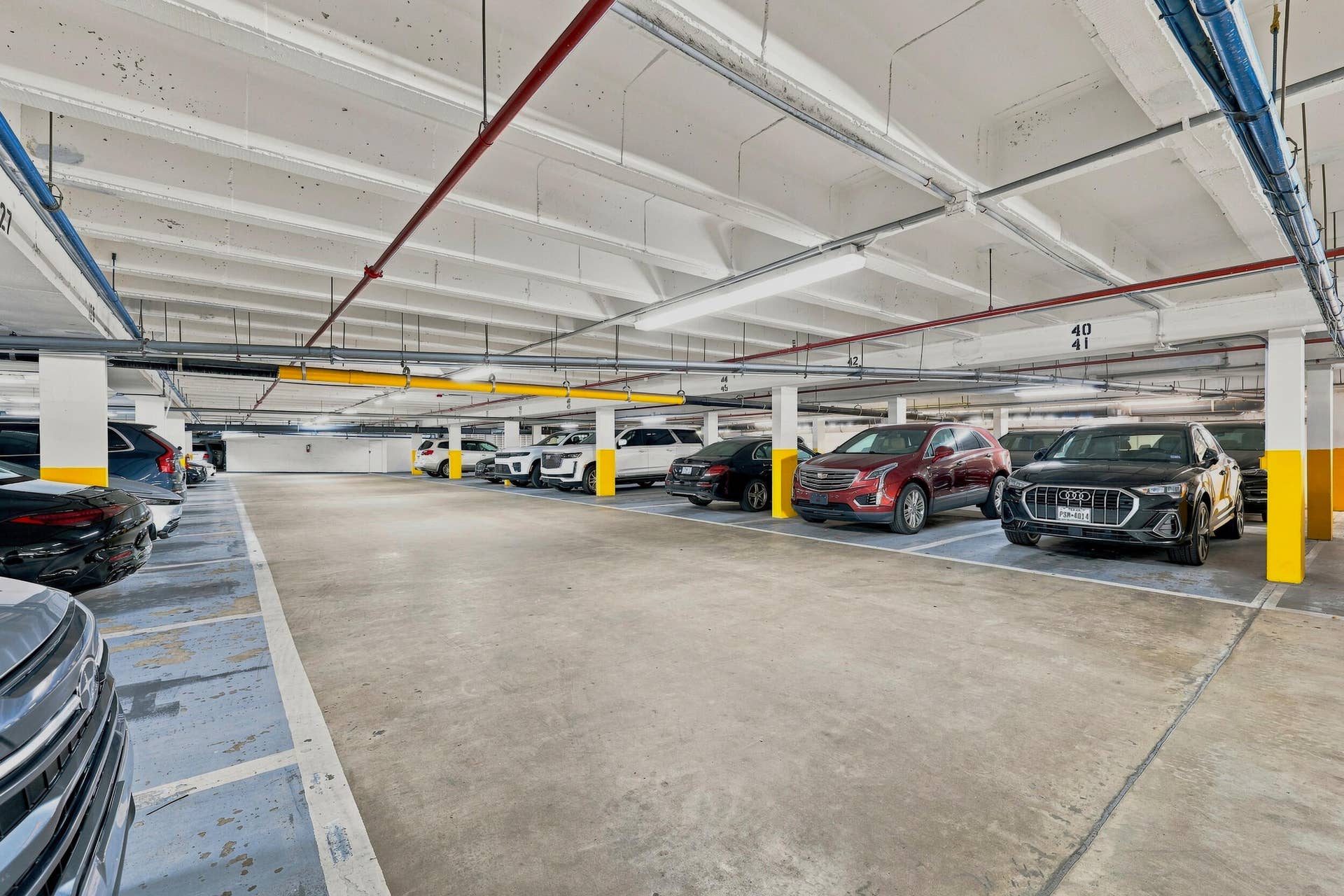 3900 N Ocean Drive, #4B, Lauderdale By The Sea, FL 33308 Parking garage