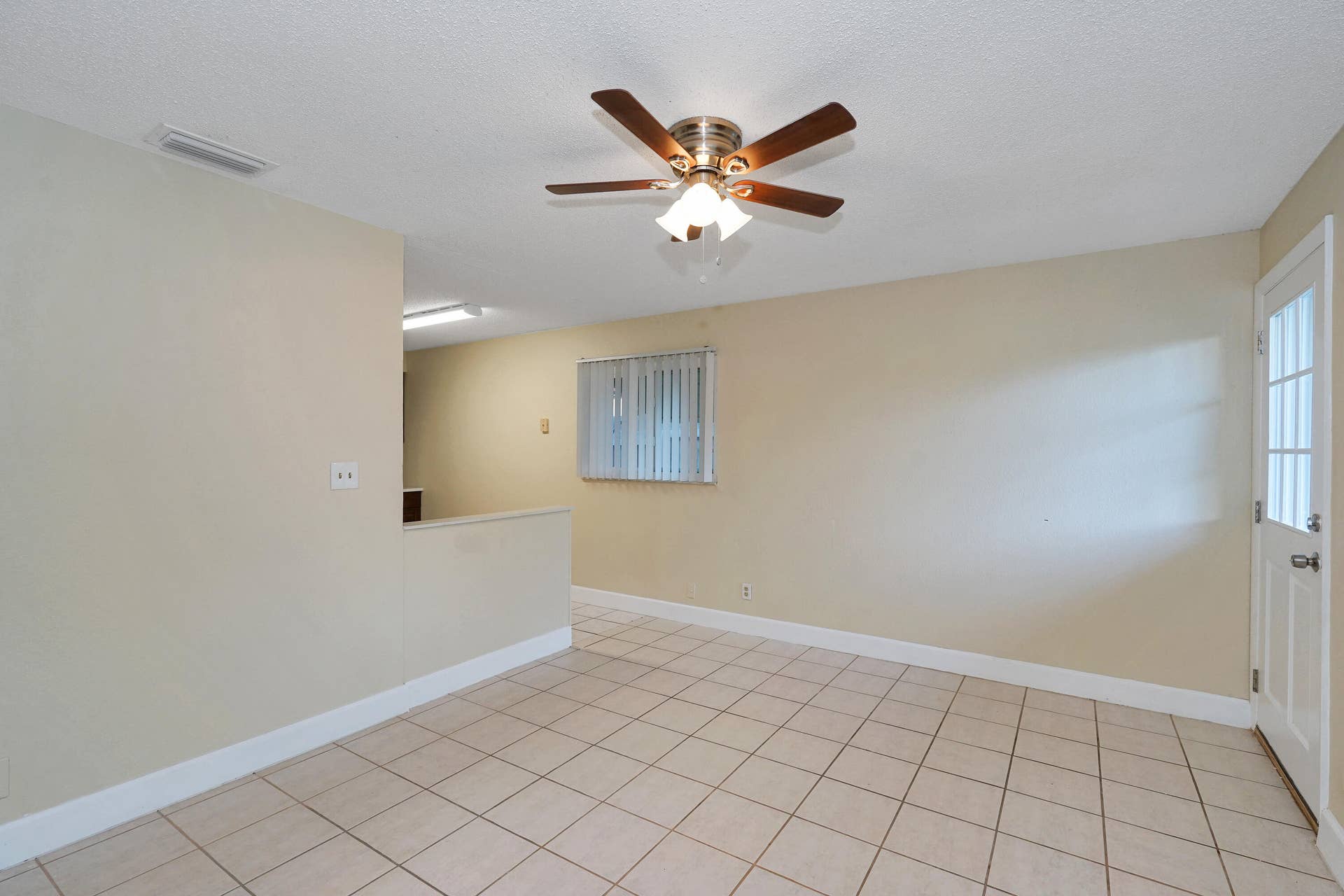 2716 SW 46TH Street, #2, Dania Beach, FL 33312 DSC00008