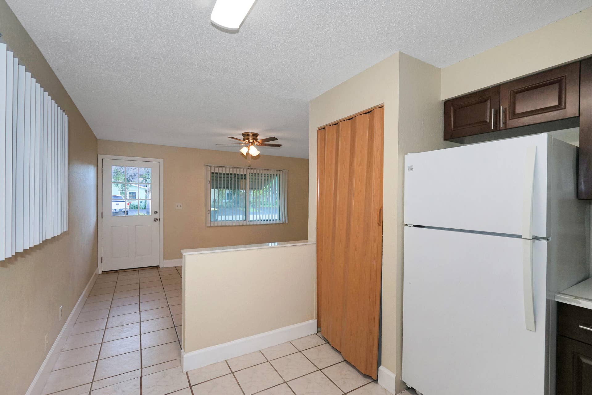 2716 SW 46TH Street, #2, Dania Beach, FL 33312 DSC00015