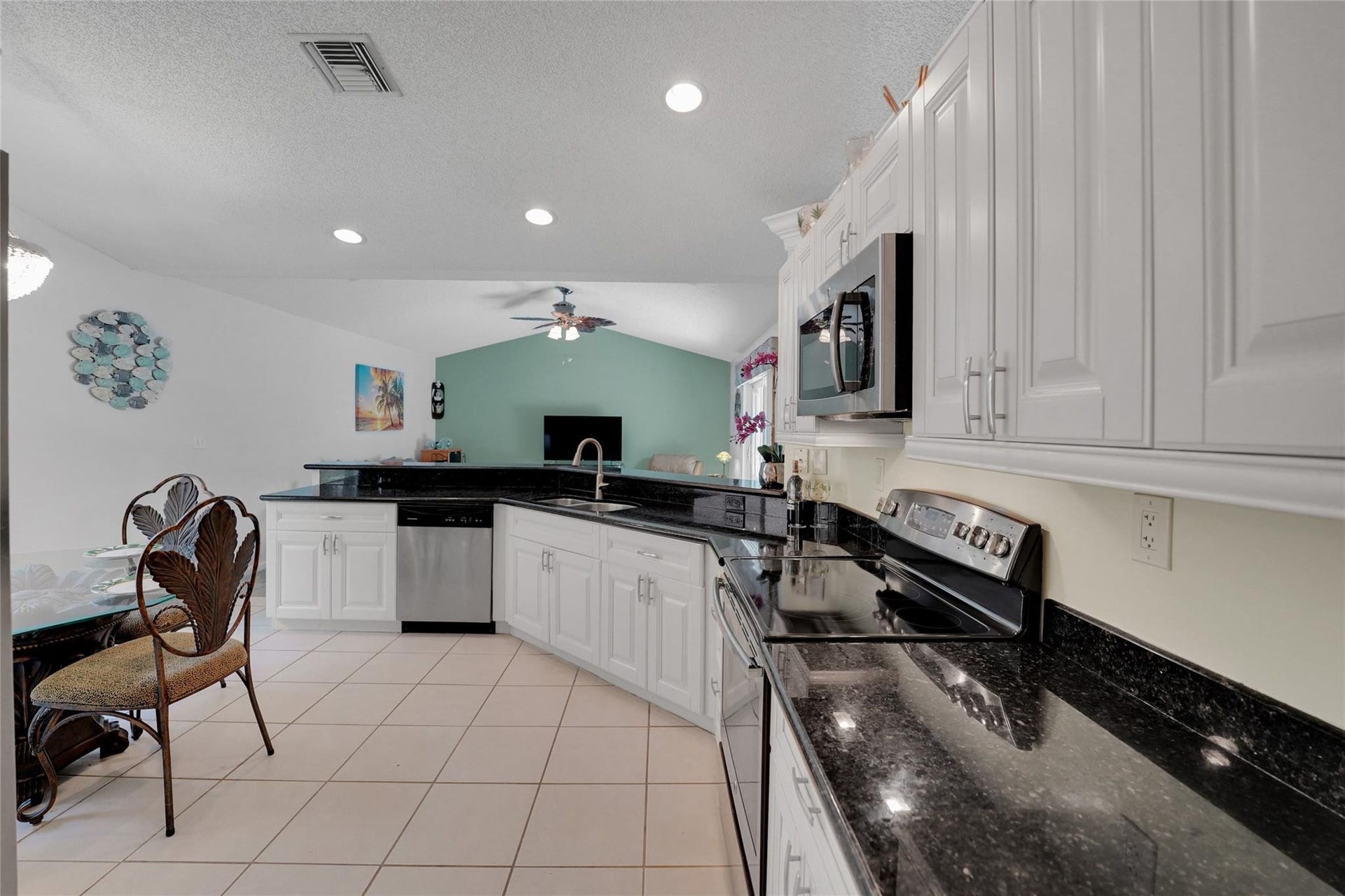 9811 NW 53rd Court, Coral Springs, FL 33076 Photo 15