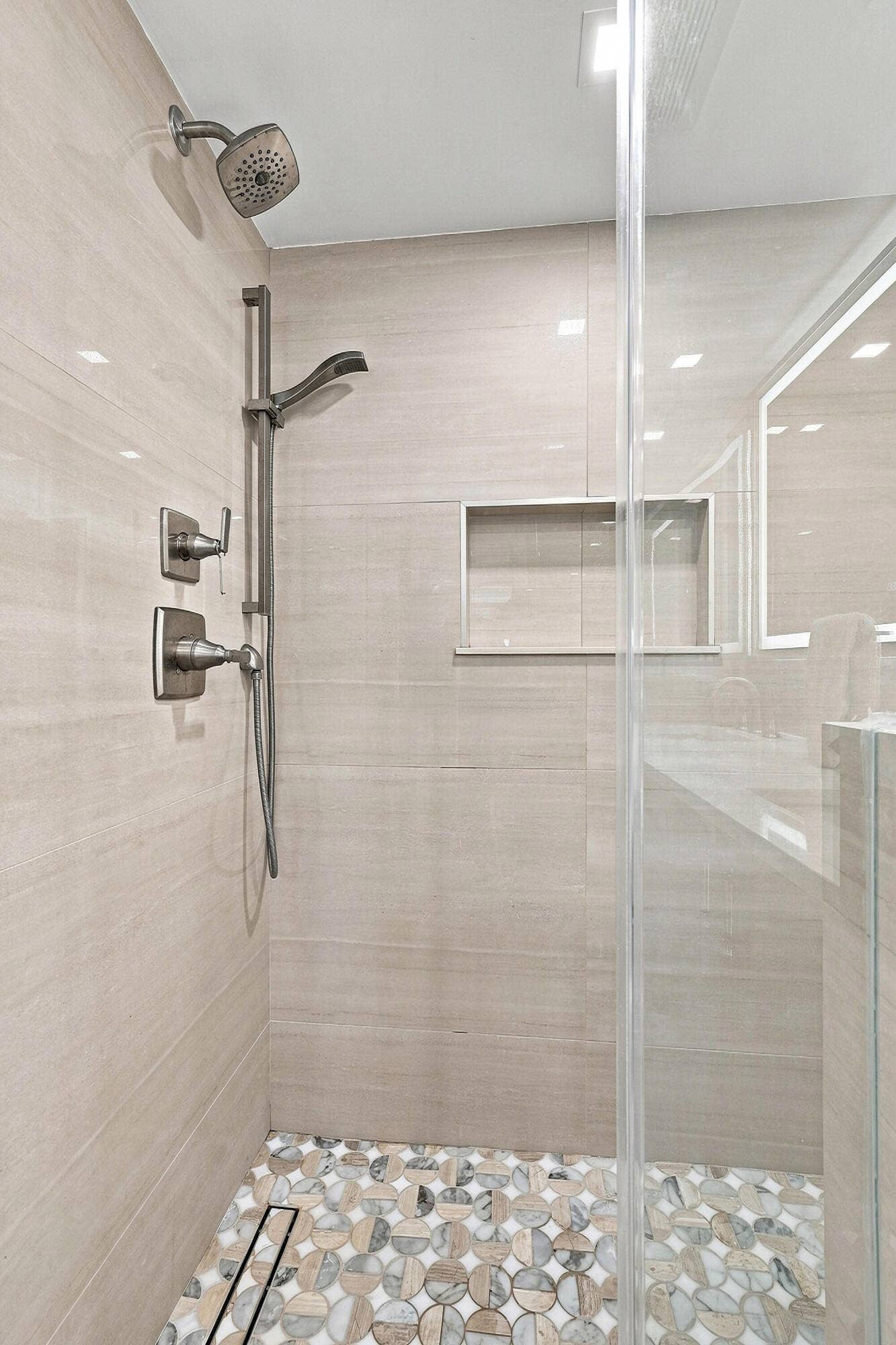 3550 Galt Ocean Drive, #704, Fort Lauderdale, FL 33308 25_primary bathroom
