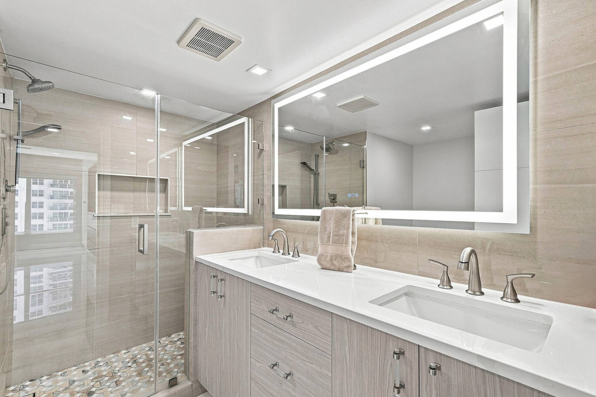 3550 Galt Ocean Drive, #704, Fort Lauderdale, FL 33308 24_primary bathroom