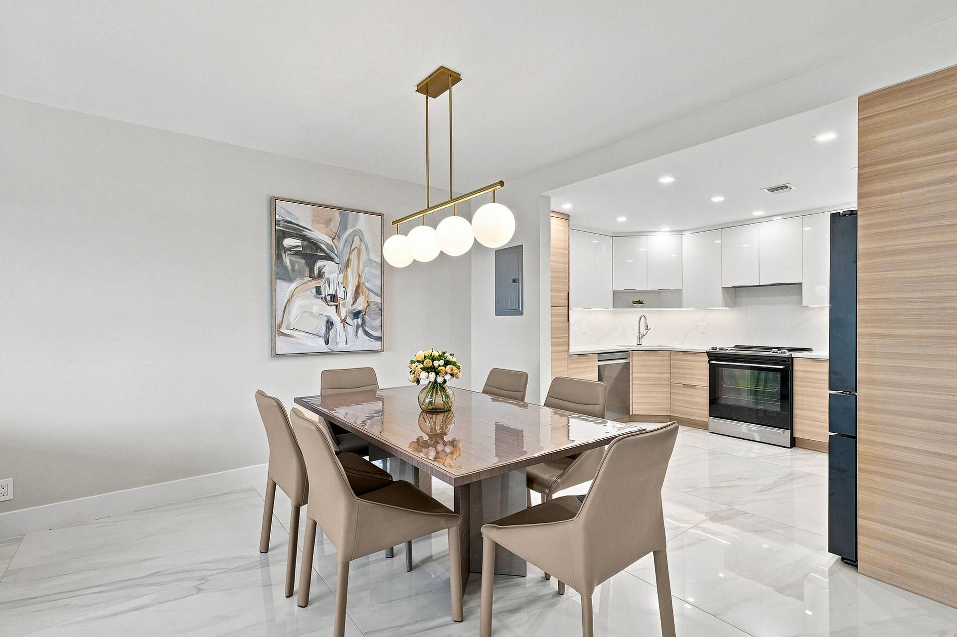 3550 Galt Ocean Drive, #704, Fort Lauderdale, FL 33308 06_dining area