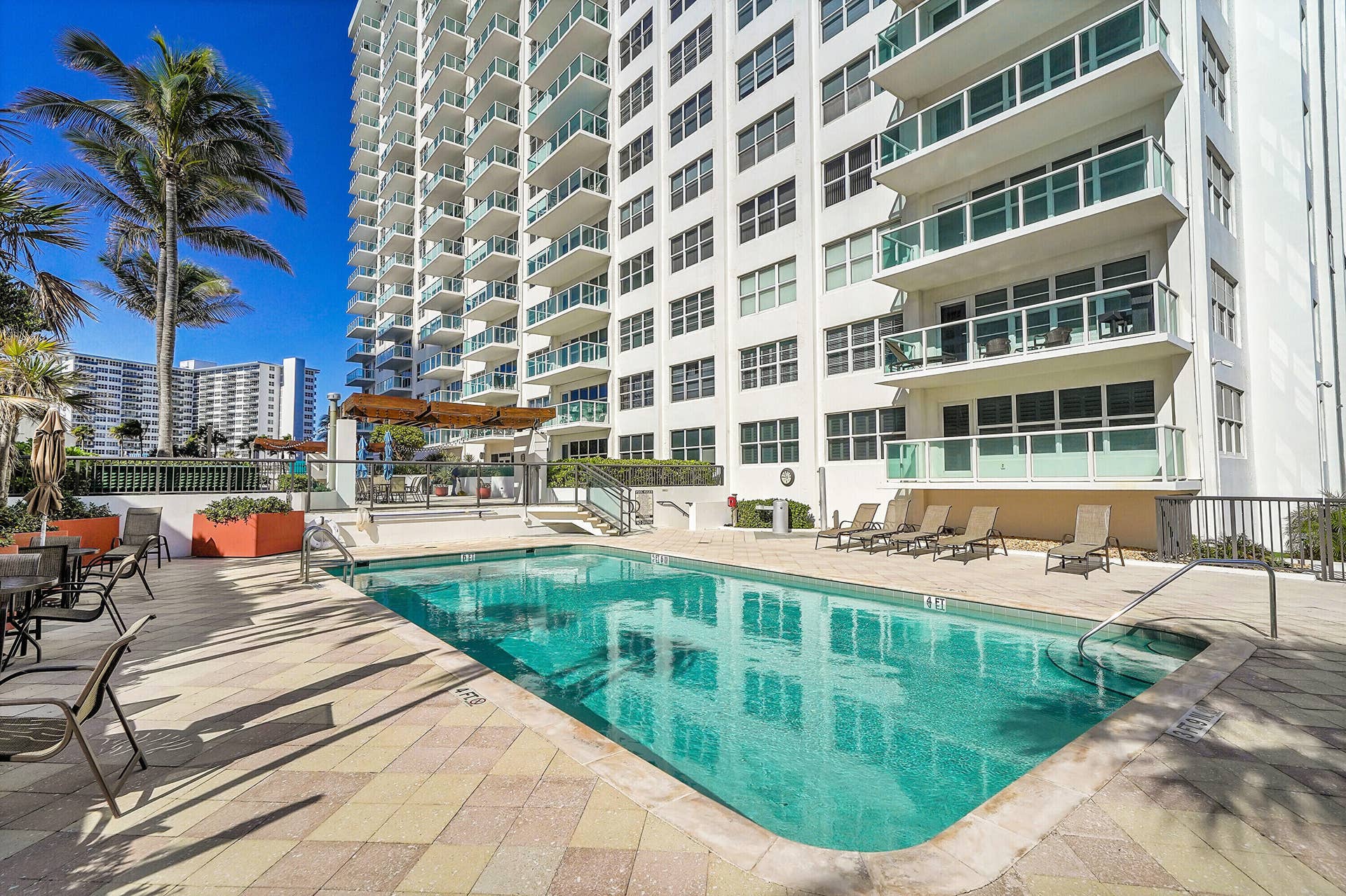 3550 Galt Ocean Drive, #704, Fort Lauderdale, FL 33308 49_pool