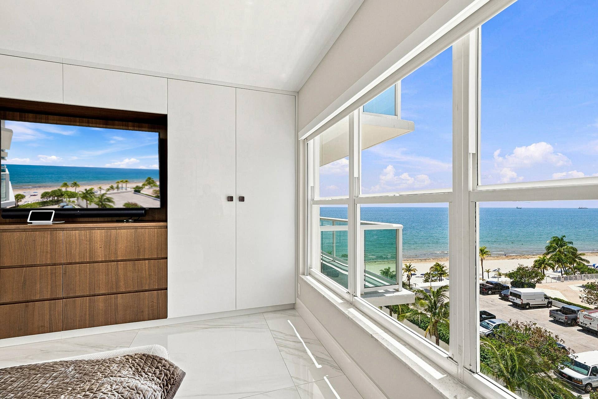 3550 Galt Ocean Drive, #704, Fort Lauderdale, FL 33308 21_primary bedroom view