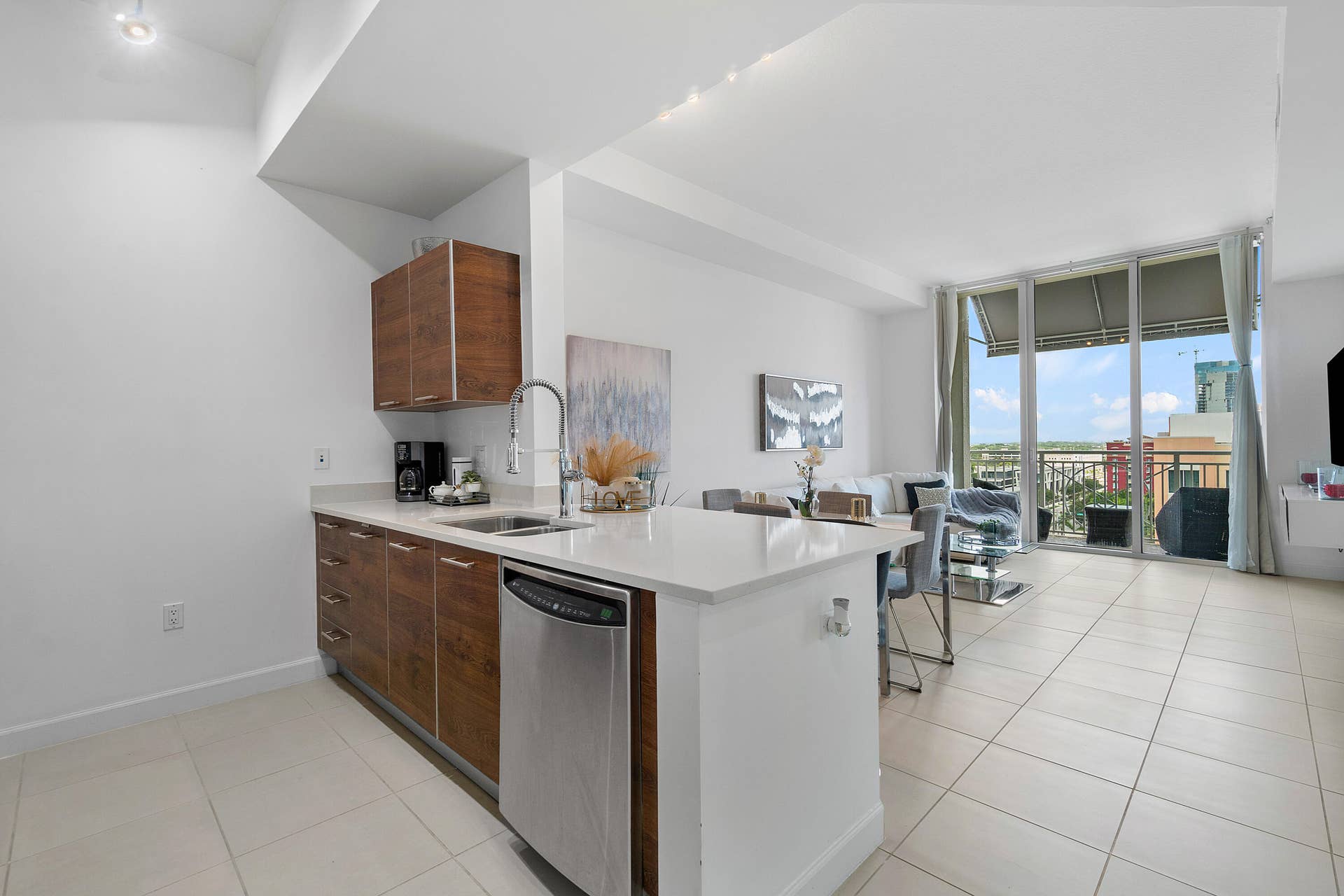 480 HIBISCUS Street, #1003, West Palm Beach, West Palm Beach, FL 33401 014-480HibiscusStreet-WestPalmBeach-FL-3