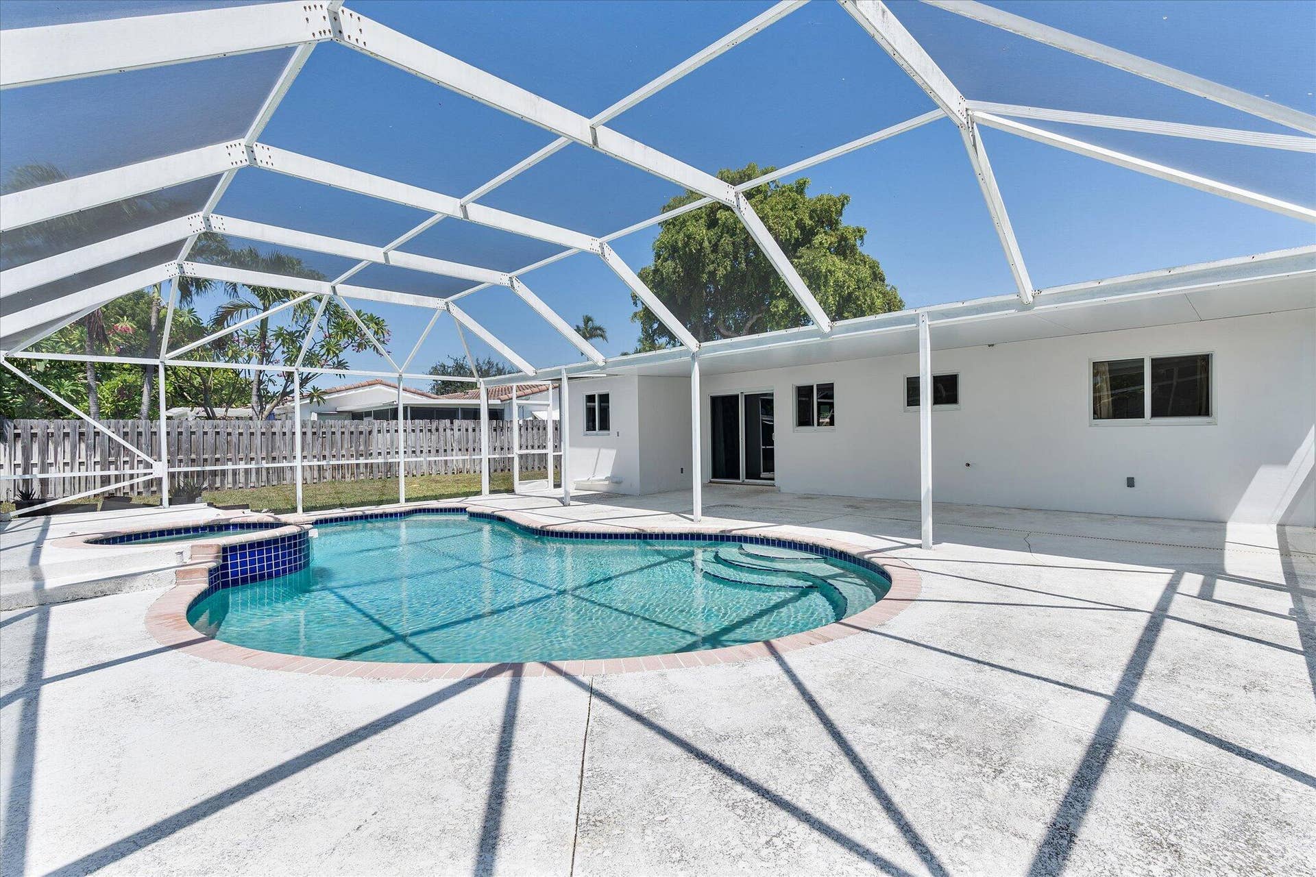 1400 NE 42nd Court, Oakland Park, FL 33334 37-1400 NE 42nd Ct day 2_037