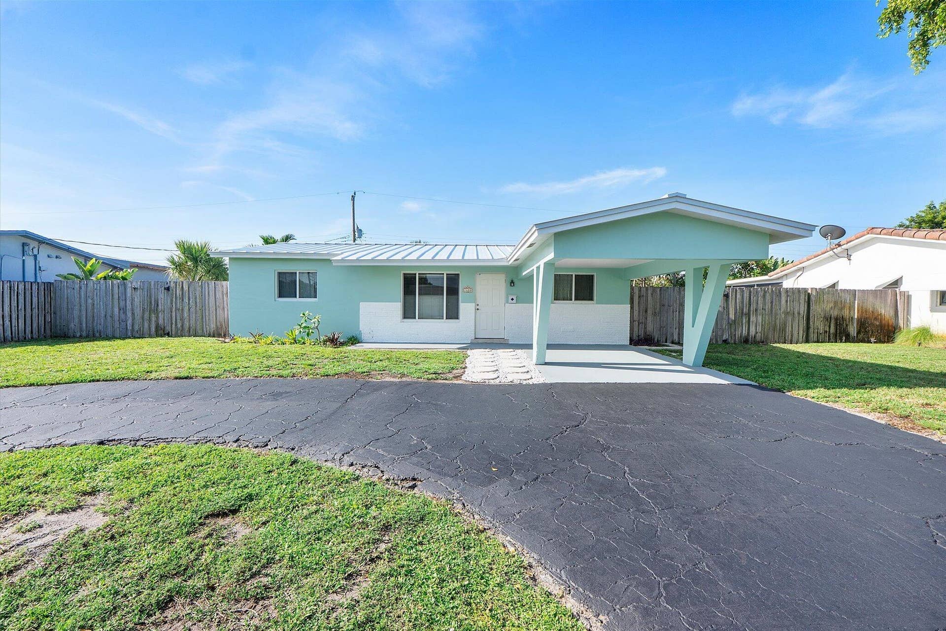 1400 NE 42nd Court, Oakland Park, FL 33334 2-1400 Ne 42nd Ct_002