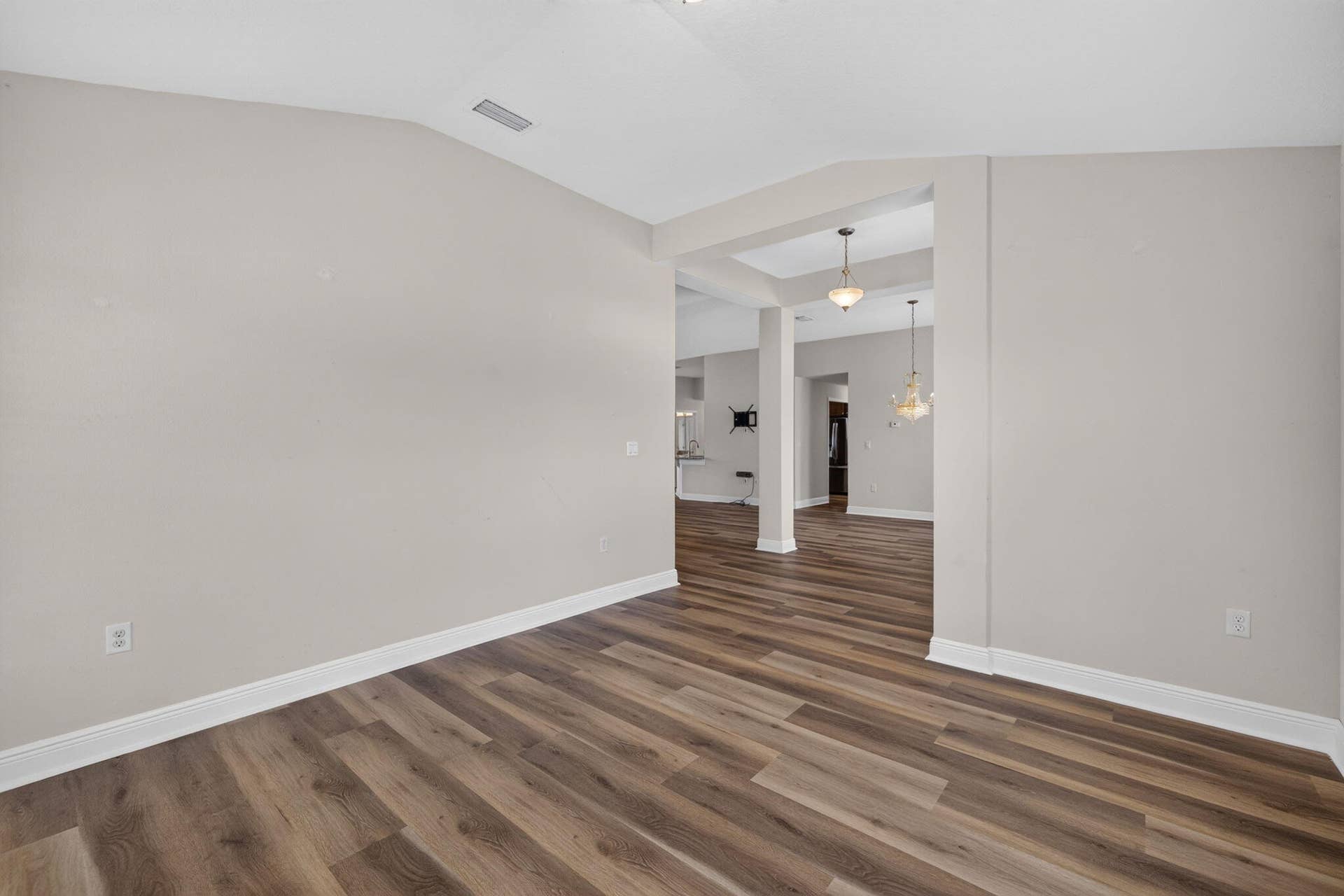 11-web-or-mls-3A5A8819
