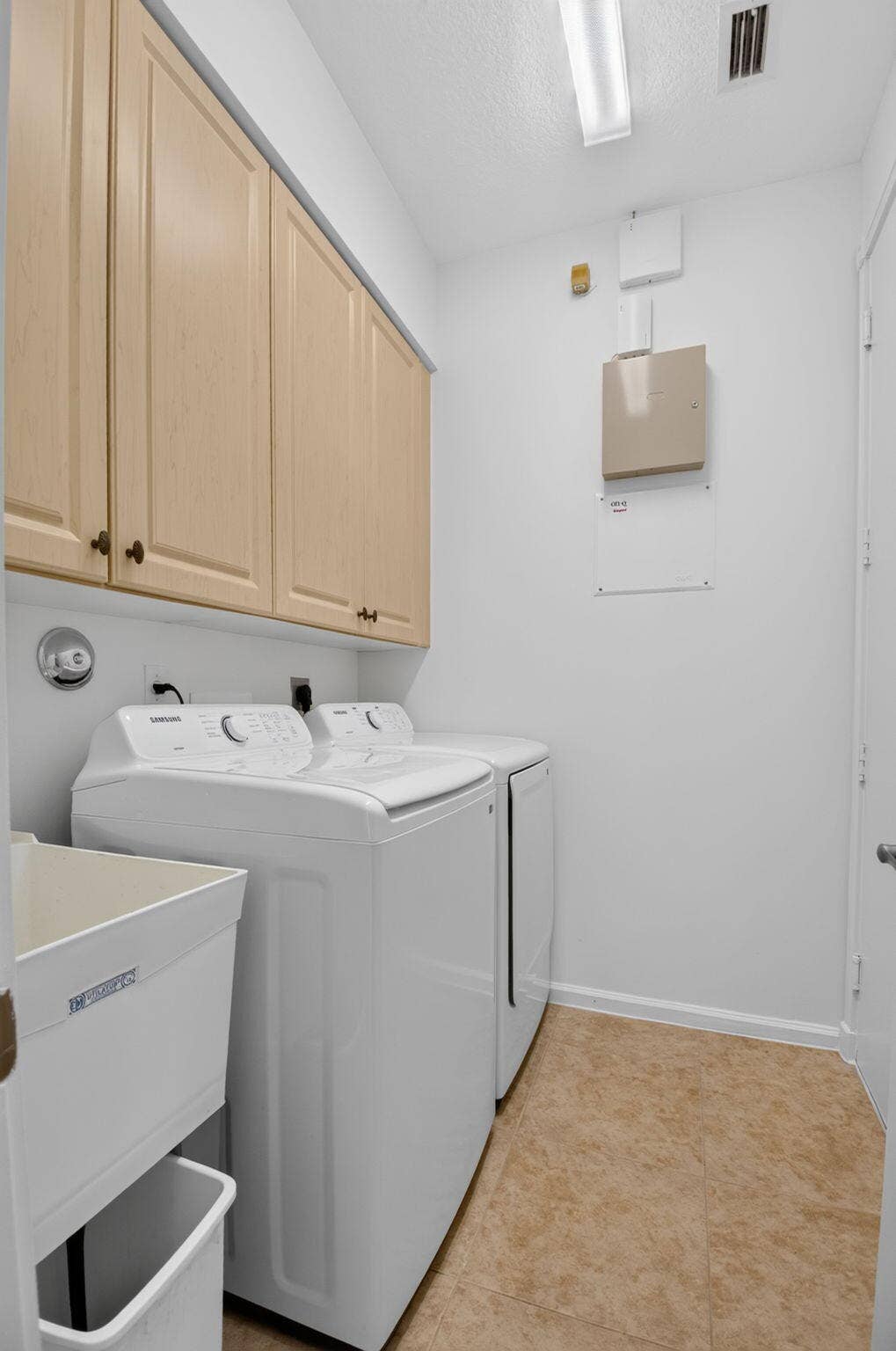 6674 Camarillo Terrace Lane, Delray Beach, FL 33446 Laundry Room