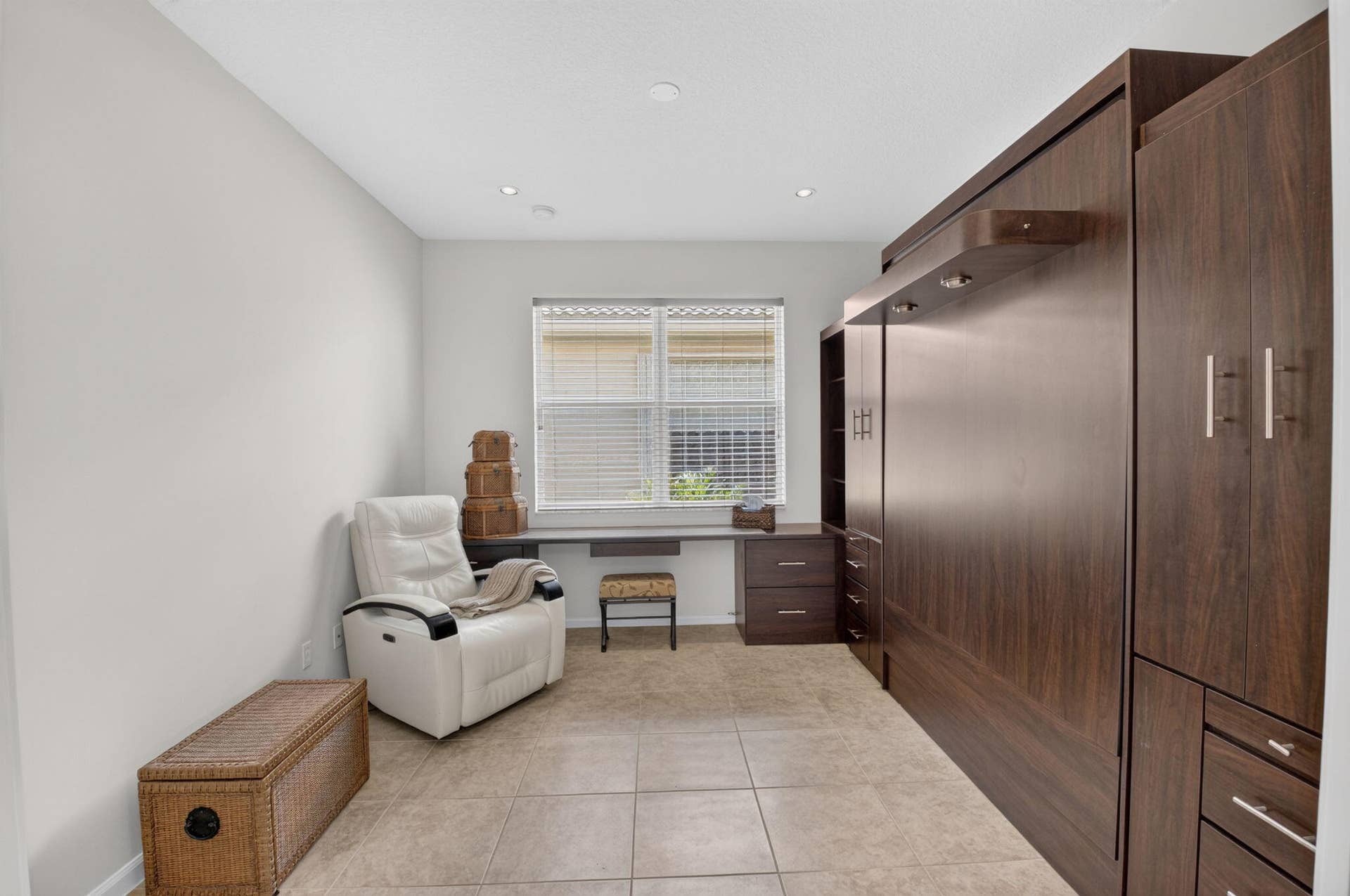 6674 Camarillo Terrace Lane, Delray Beach, FL 33446 Office/Den with Murphy Bed