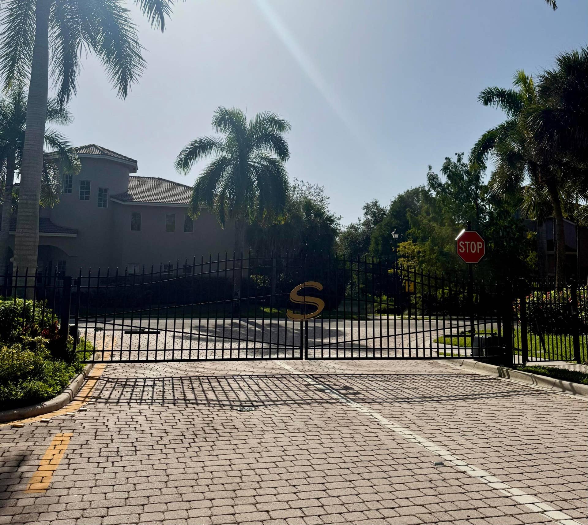 120 NW 117TH Terrace, Plantation, FL 33325 gated entrance