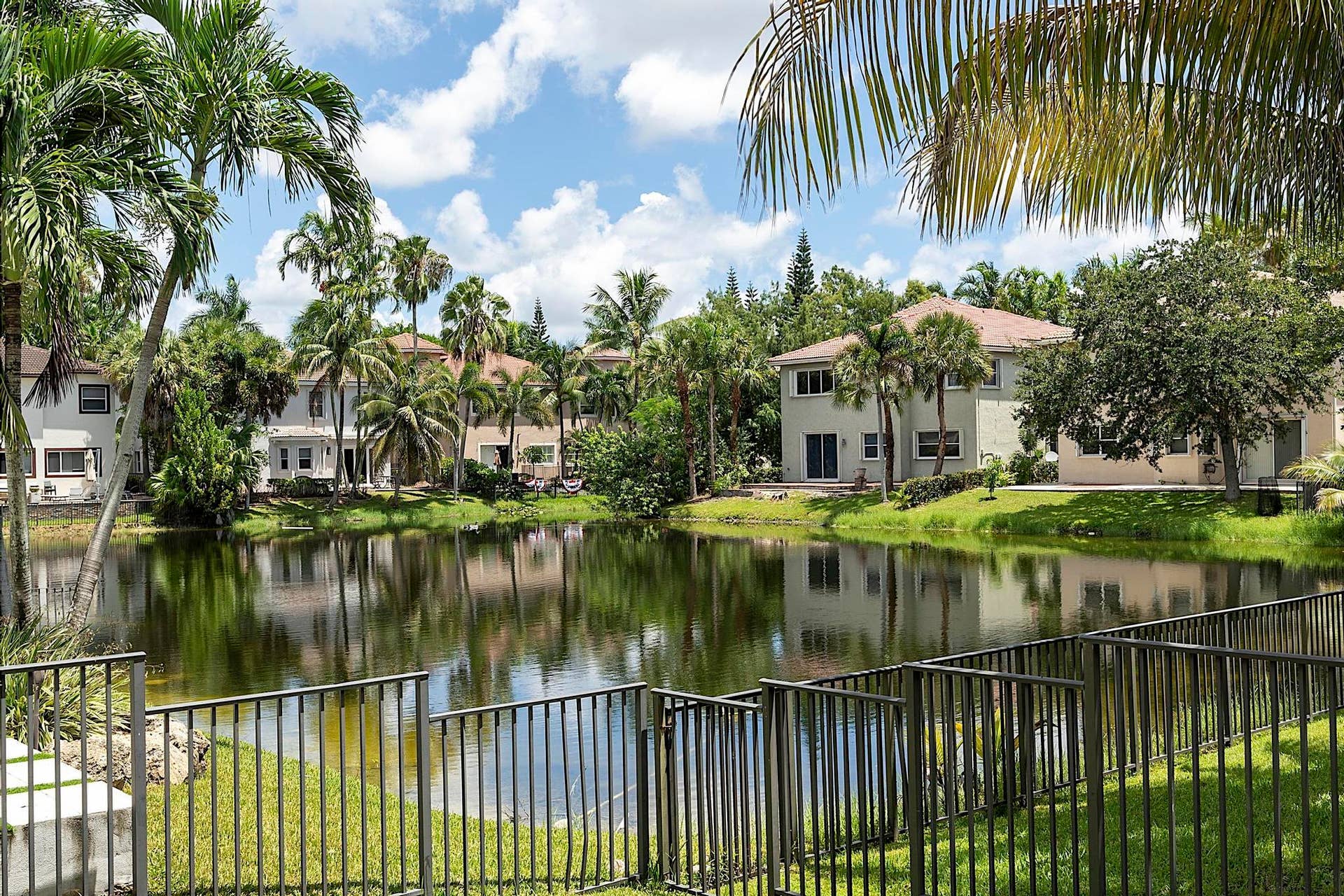 120 NW 117TH Terrace, Plantation, FL 33325 120 NW 117th Ter, Plantation, FL 33325 -
