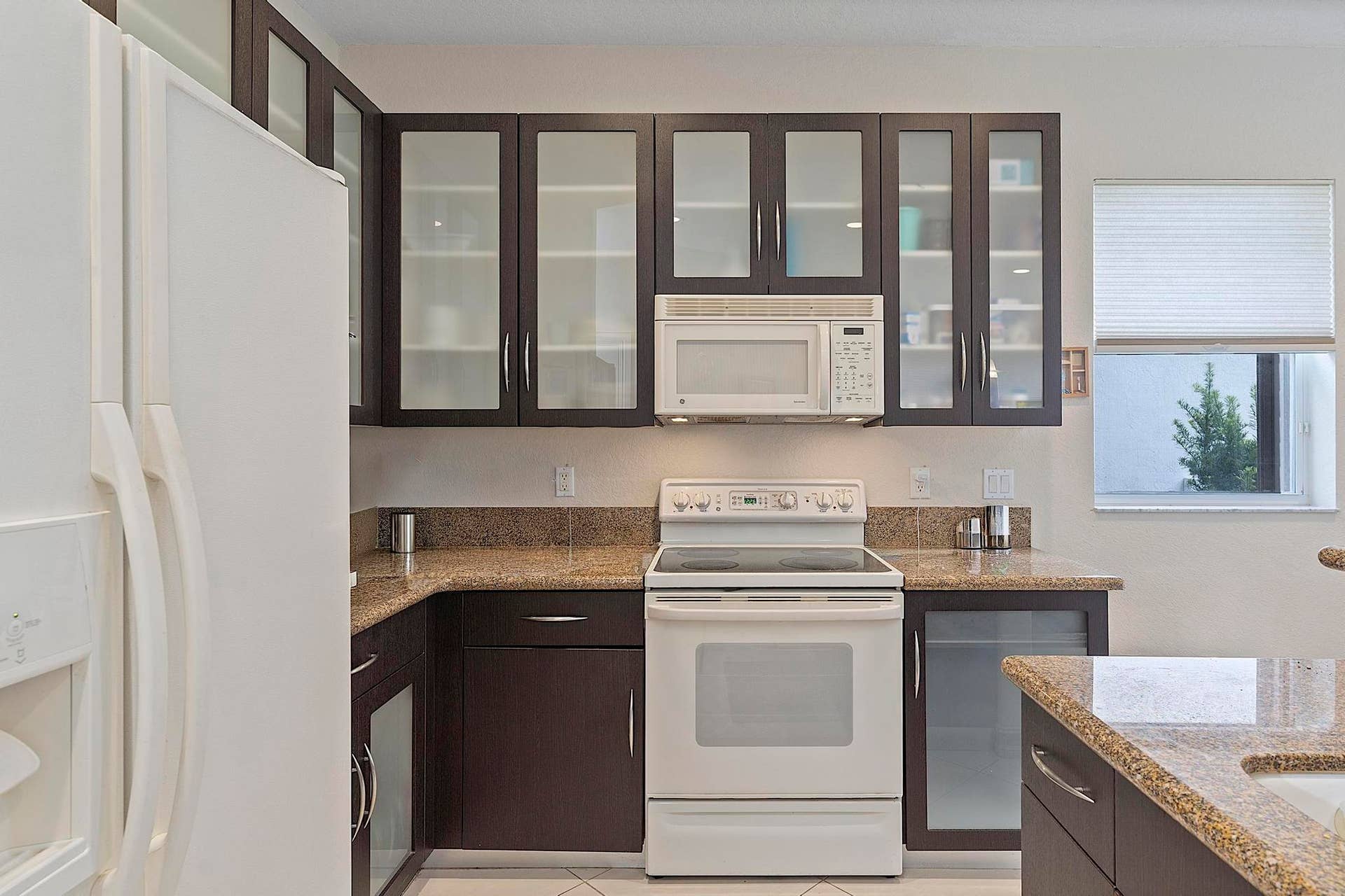 120 NW 117TH Terrace, Plantation, FL 33325 120 NW 117th Ter, Plantation, FL 33325 -