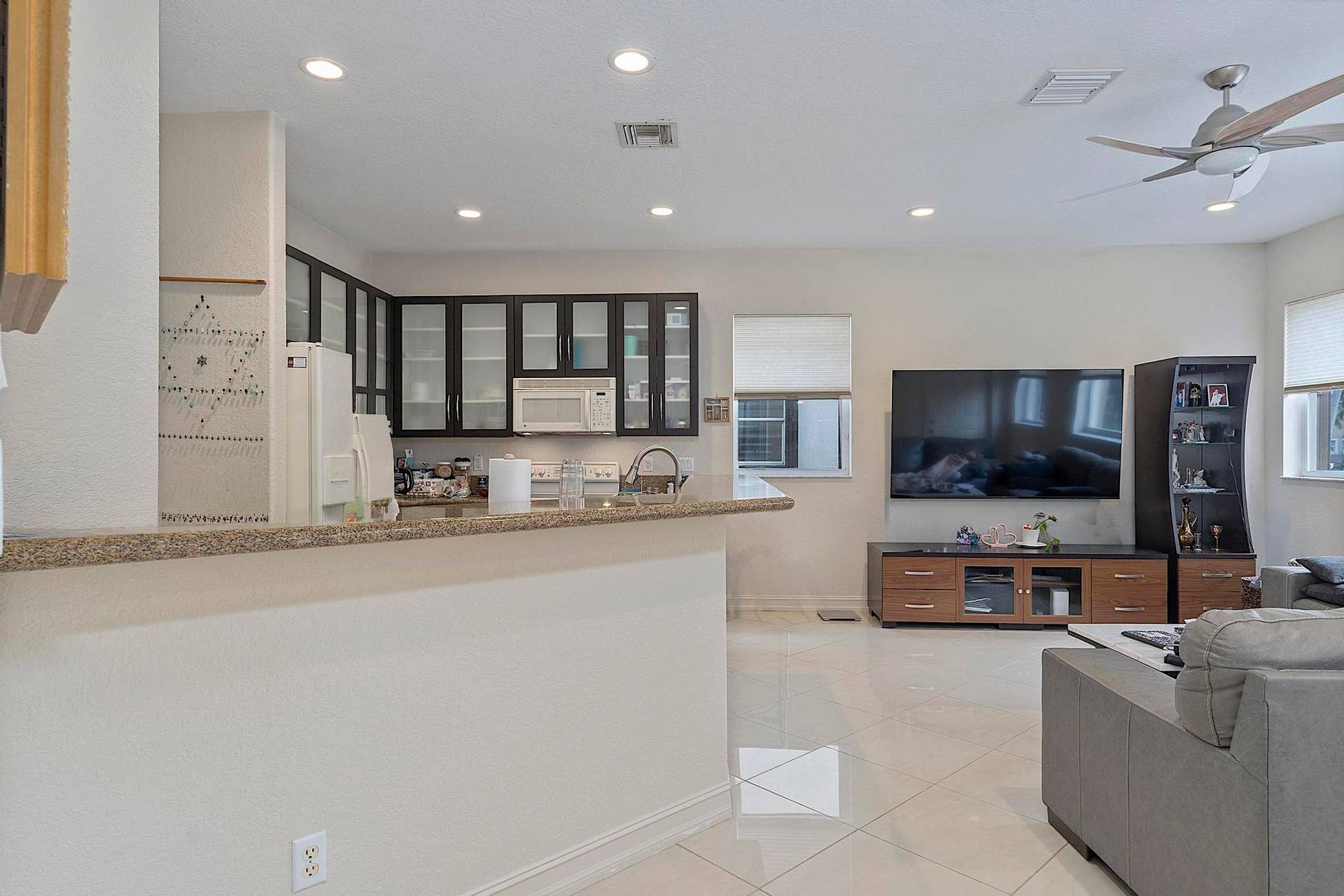 120 NW 117TH Terrace, Plantation, FL 33325 120 NW 117th Ter, Plantation, FL 33325 -