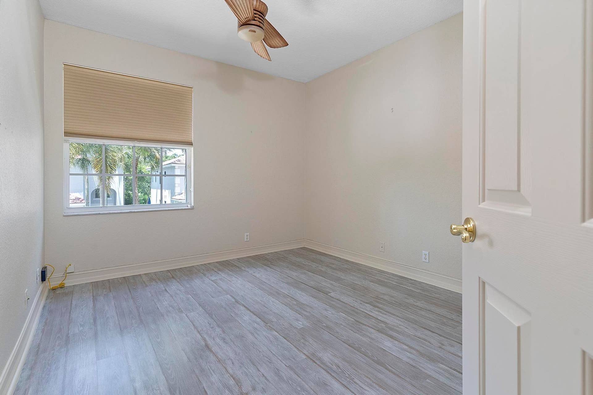 120 NW 117TH Terrace, Plantation, FL 33325 120 NW 117th Ter, Plantation, FL 33325 -
