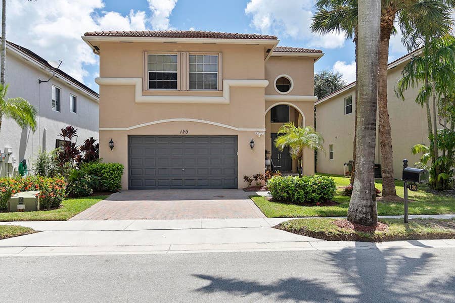 Property photo for 120 NW 117TH Terrace, Plantation, FL