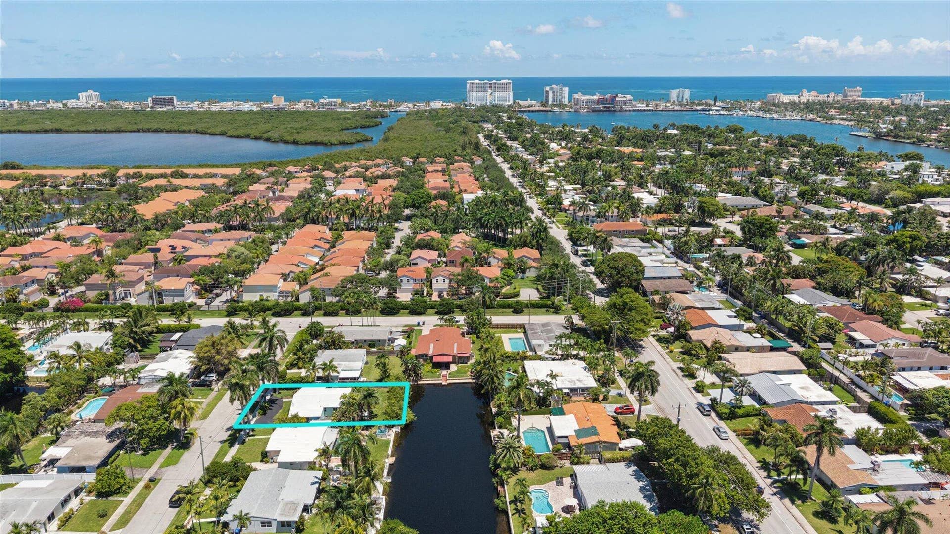 1158 Grant Street, Hollywood, FL 33019 Fantastic East Location showing proximit