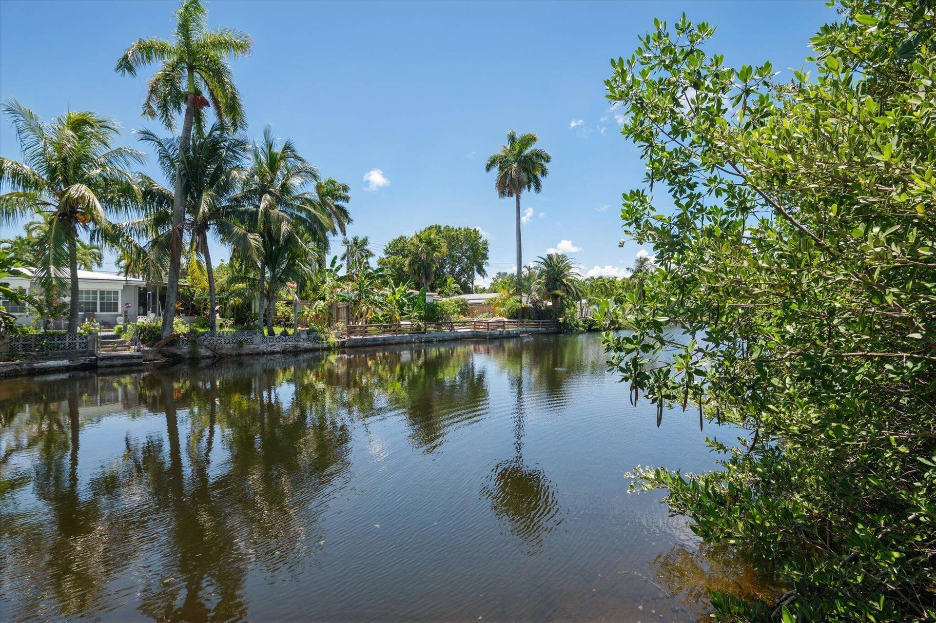 1158 Grant Street, Hollywood, FL 33019 View of canal looking west
