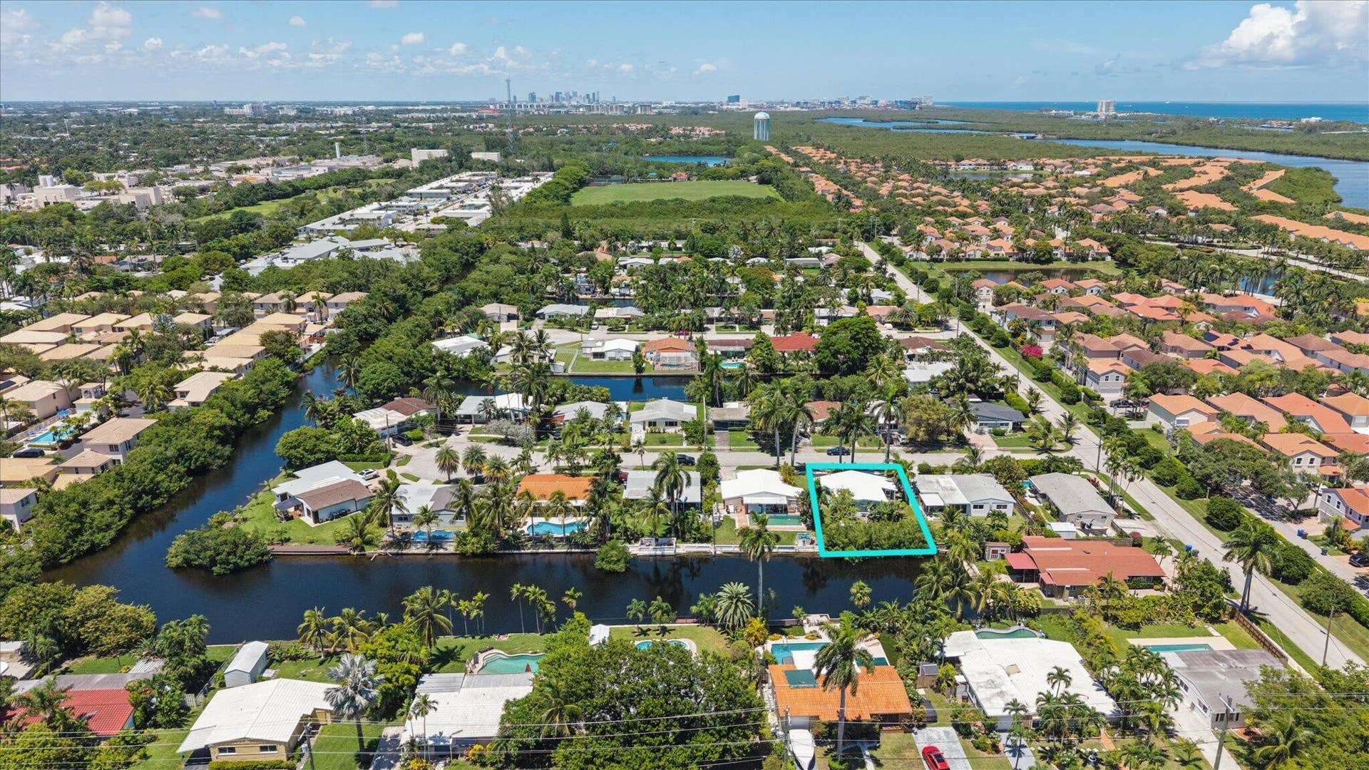 1158 Grant Street, Hollywood, FL 33019 Drone view looking at property and North