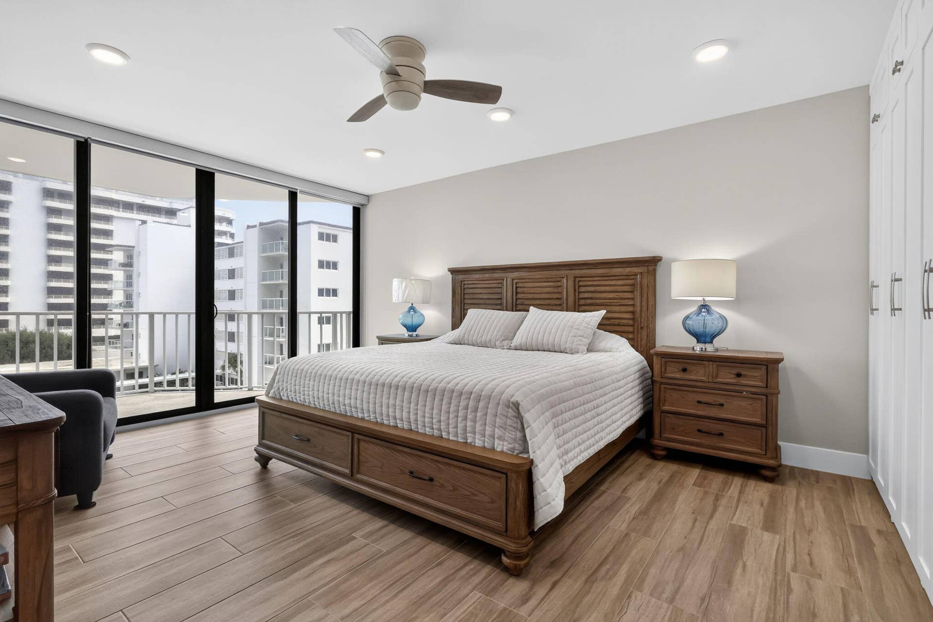 2917 S Ocean Boulevard, #401, Highland Beach, FL 33487 2nd MBR Suite
