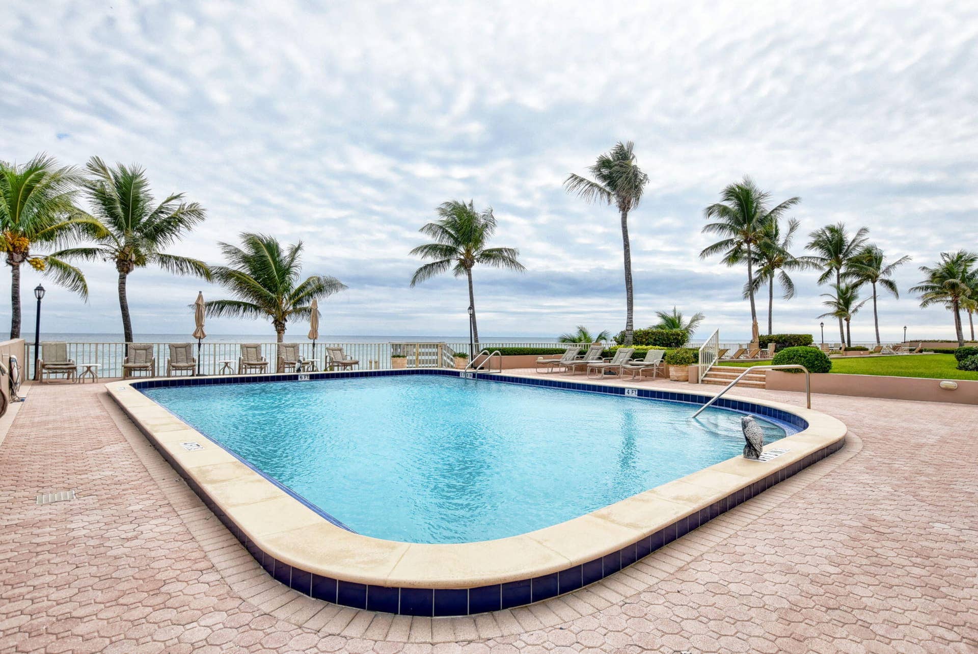 2917 S Ocean Boulevard, #401, Highland Beach, FL 33487 30 x 40 Pool