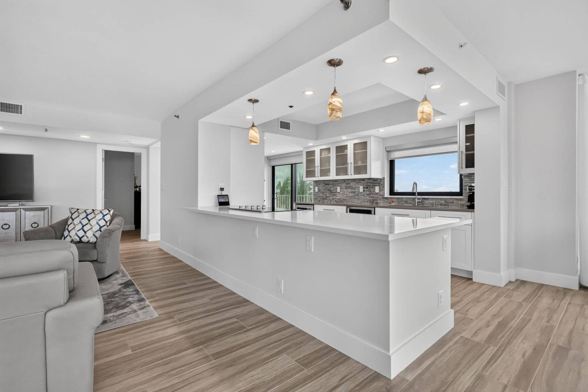 2917 S Ocean Boulevard, #401, Highland Beach, FL 33487 Open Kitchen