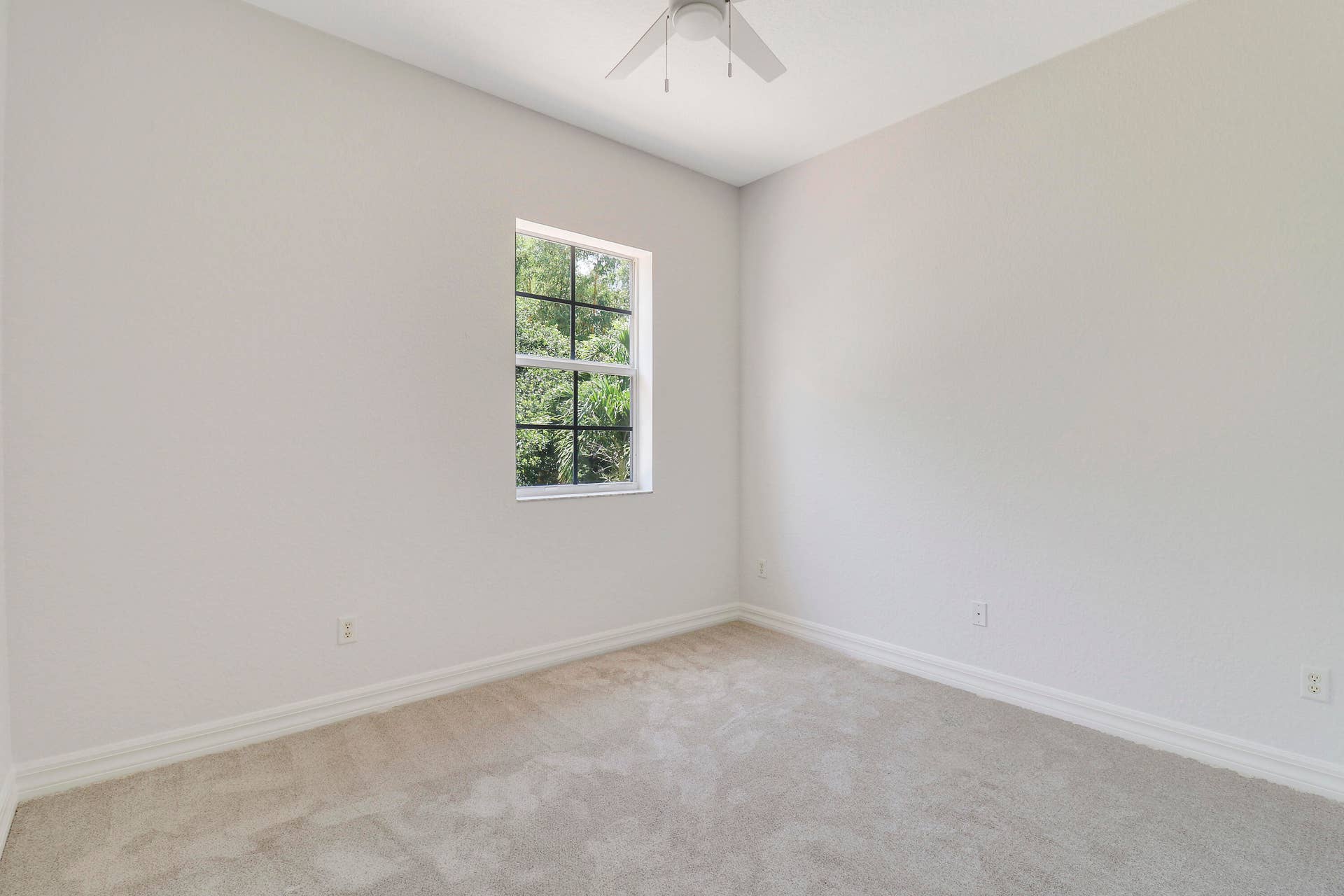 Large Guest Room #2