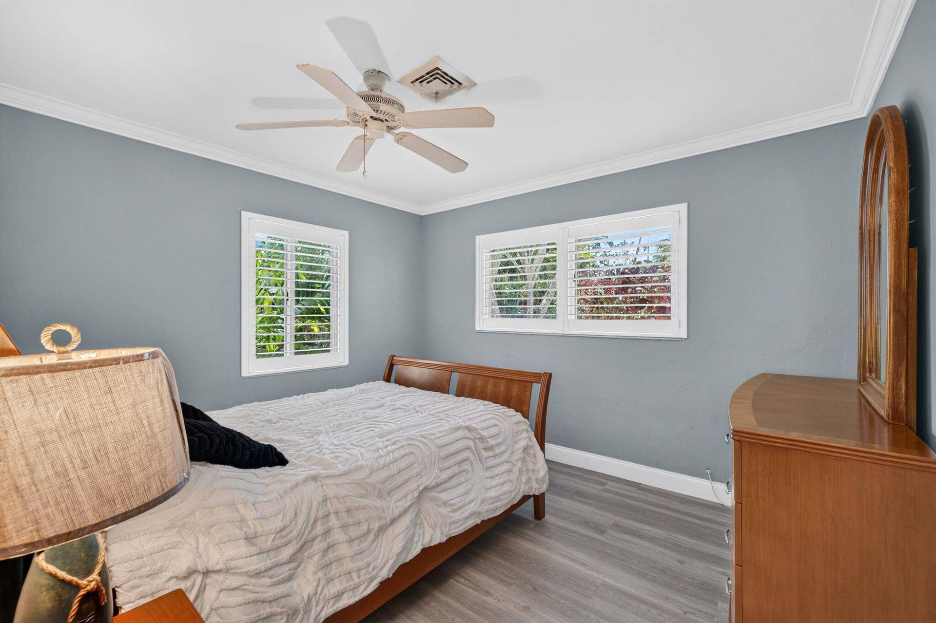 28-web-or-mls-699A9211