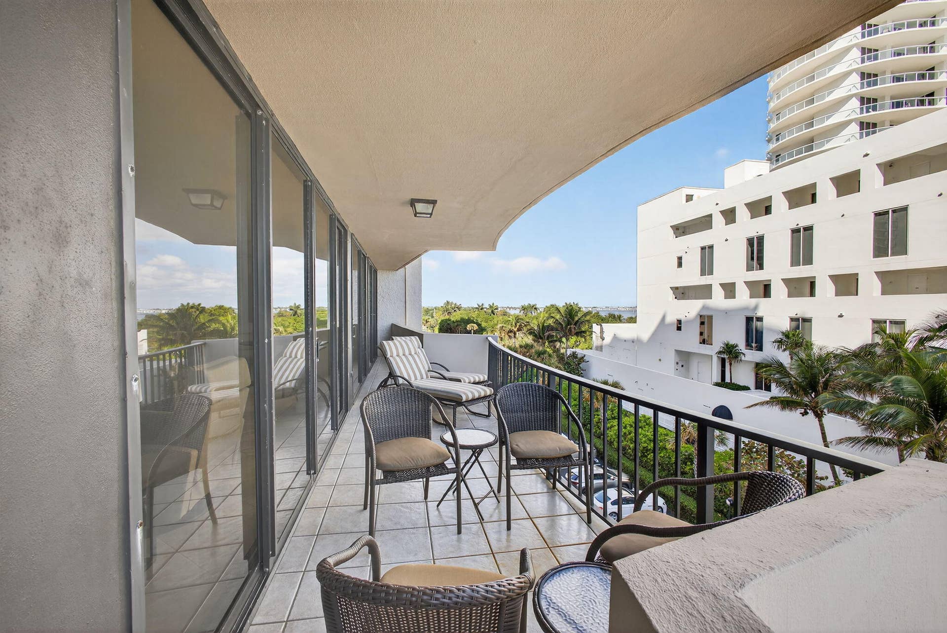 4200 N Ocean Drive, #1-406, Riviera Beach, FL 33404 53-web-or-mls-5D1A0944