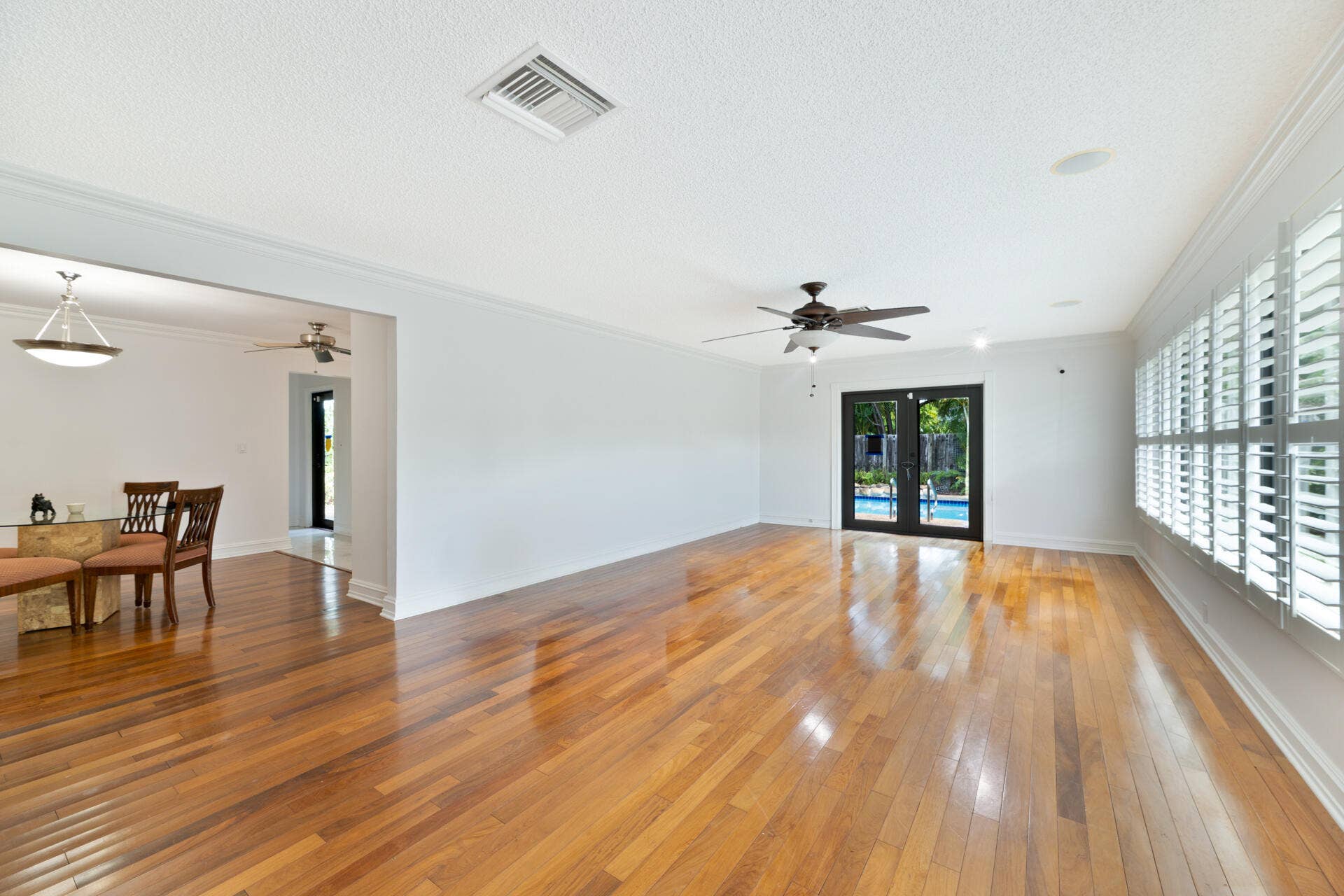 4621 NE 18TH Terrace, Fort Lauderdale, FL 33308 Living room empty