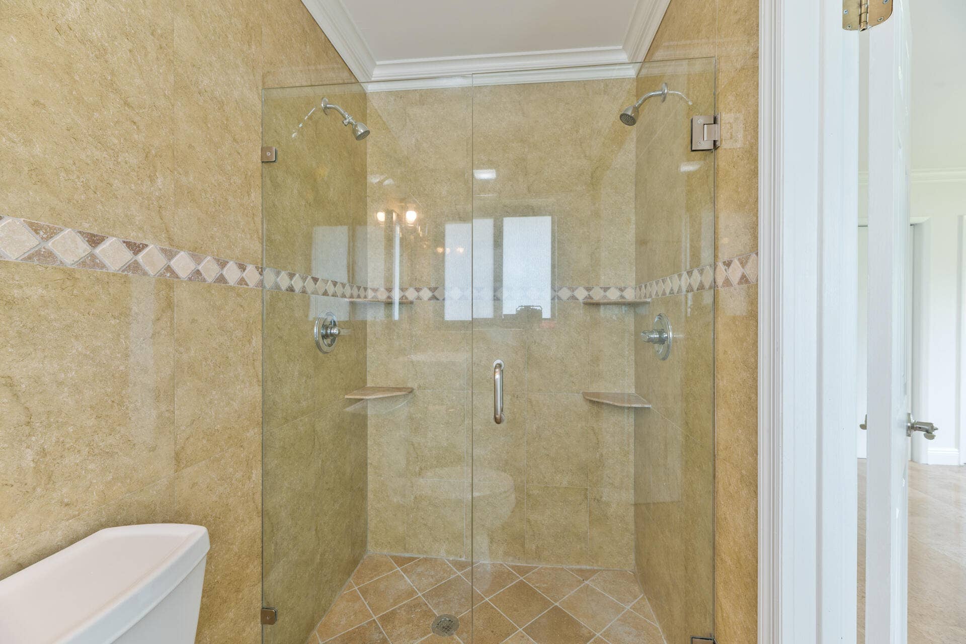 4621 NE 18TH Terrace, Fort Lauderdale, FL 33308 20260814 - 4621 NE 18th Terr - MR-33