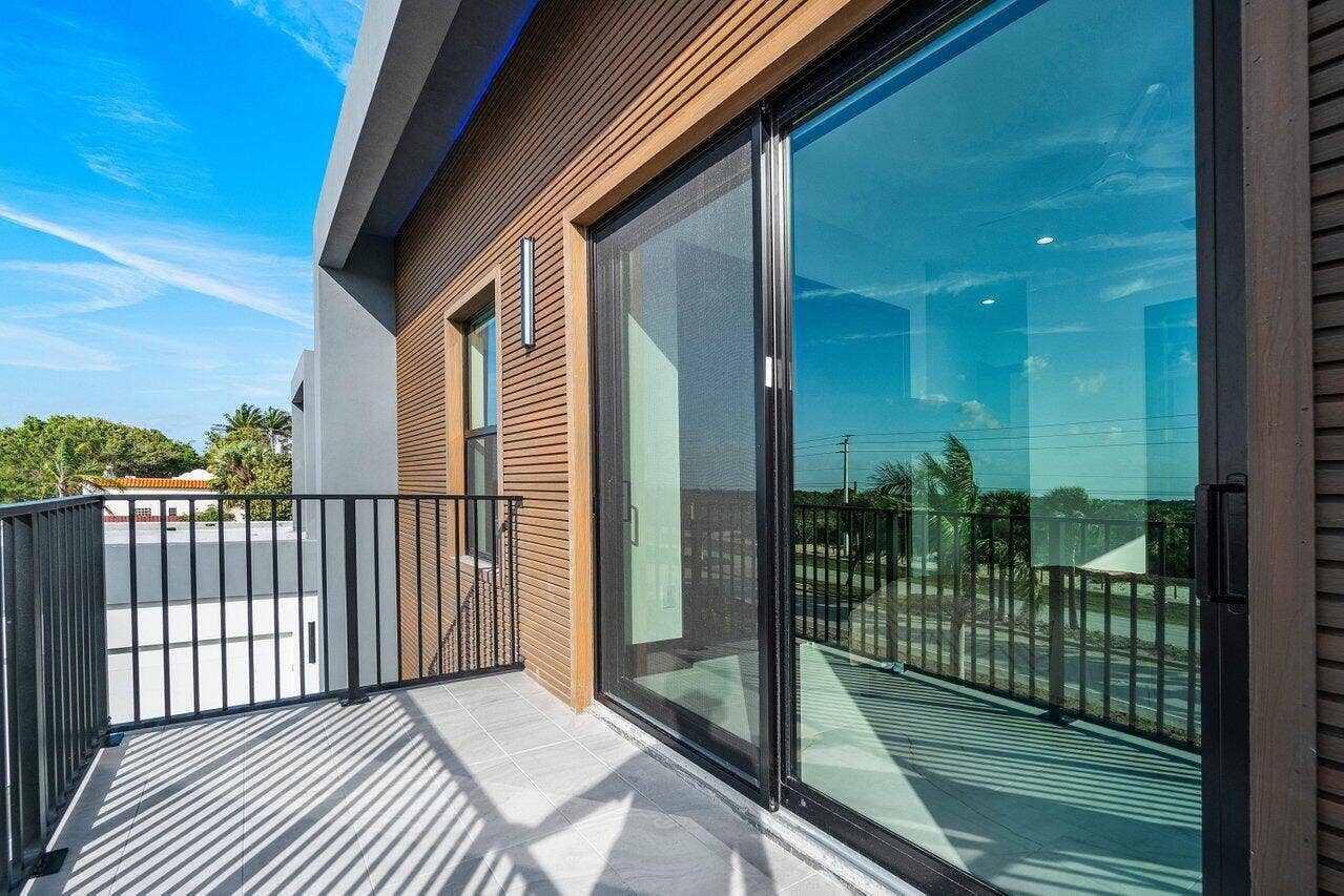 13480 US HIGHWAY 1, Juno Beach, FL 33408 BEDROOM 3 TERRACE