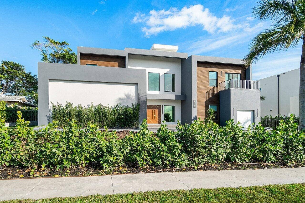 13480 US HIGHWAY 1, Juno Beach, FL 33408 FRONT