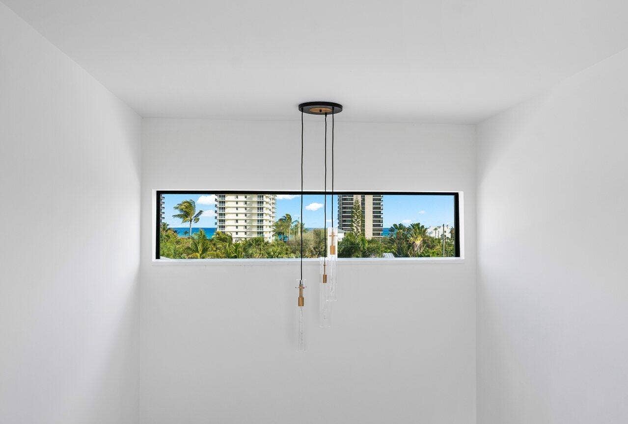 13480 US HIGHWAY 1, Juno Beach, FL 33408 3RD FLOOR LANDING